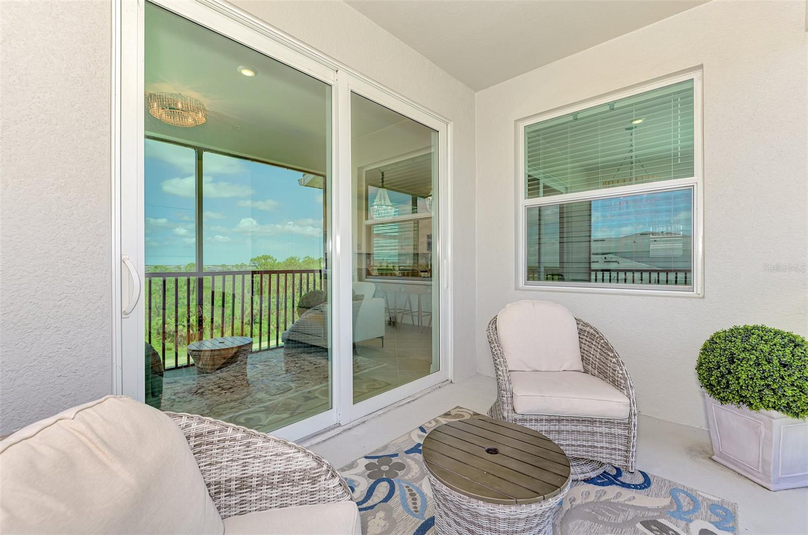 Image 34 of 98 For 12240 Wellen Golf Street 406
