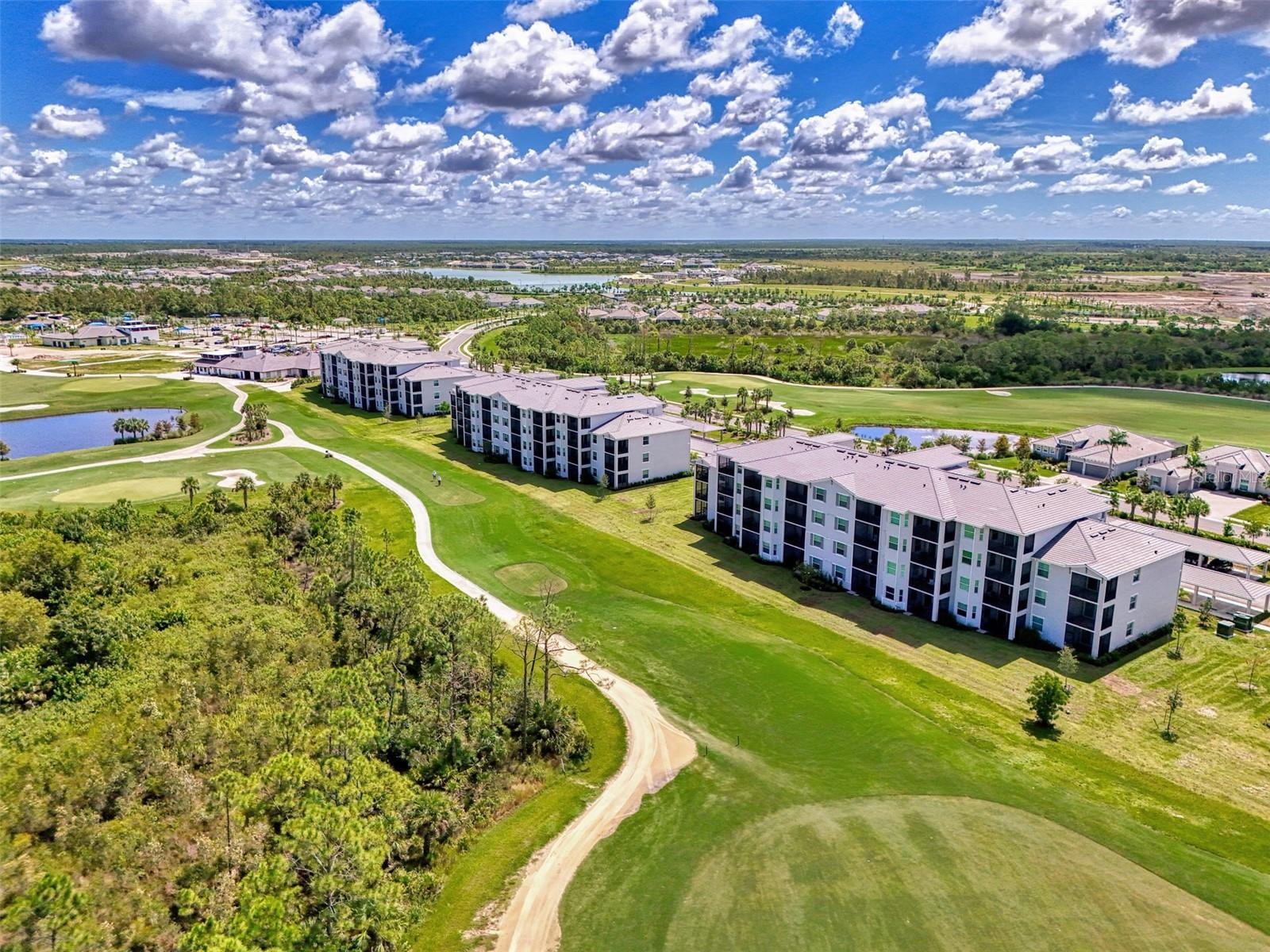 Image 40 of 98 For 12240 Wellen Golf Street 406