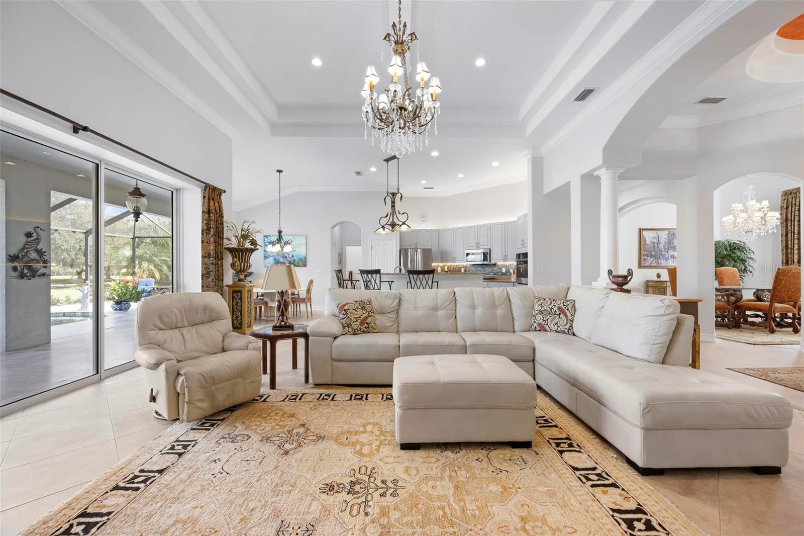 Image 14 of 78 For 225 Pesaro Drive
