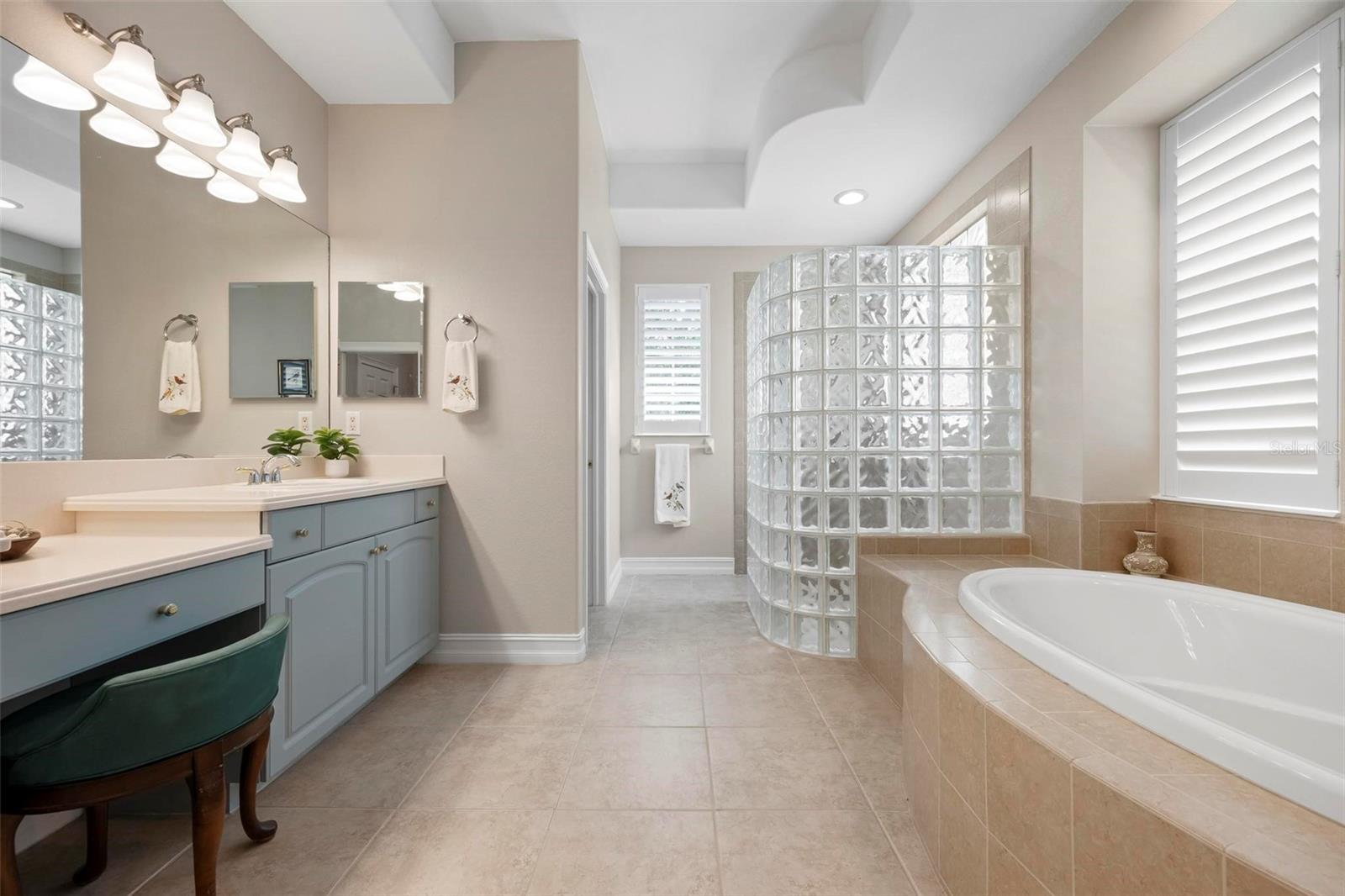 Image 35 of 78 For 225 Pesaro Drive