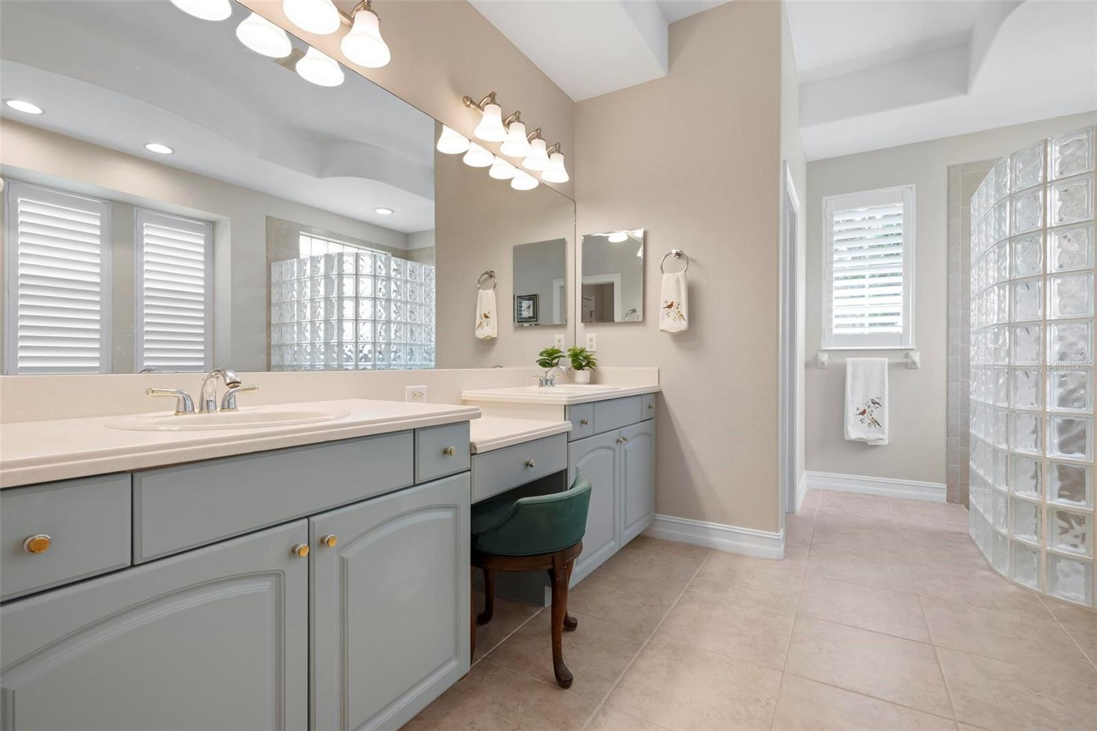 Image 36 of 78 For 225 Pesaro Drive