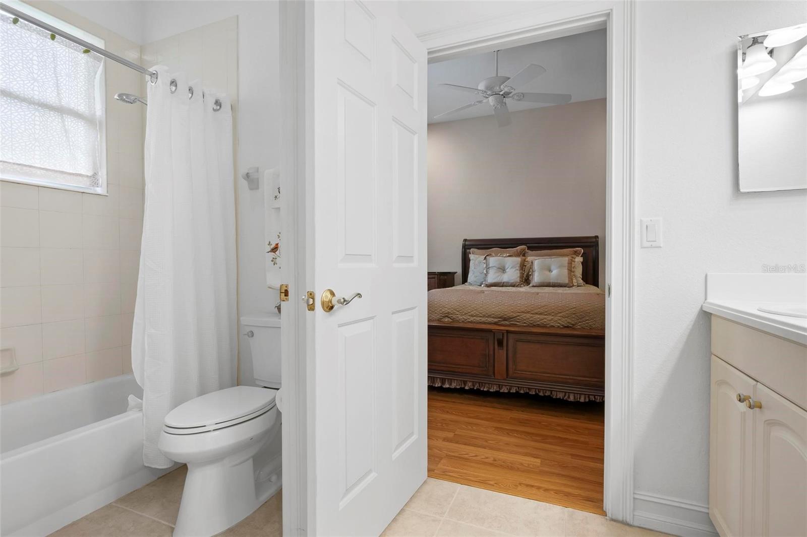 Image 40 of 78 For 225 Pesaro Drive