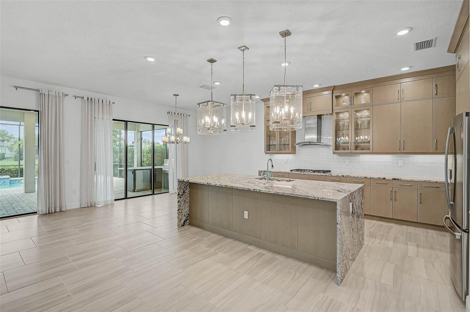 Image 2 of 60 For 5058 Surfside Circle
