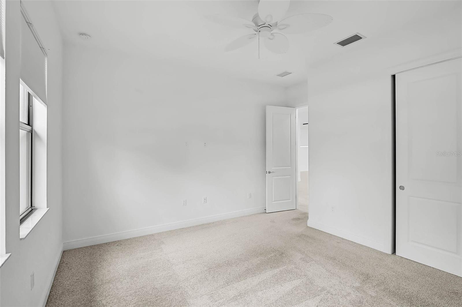 Image 30 of 60 For 5058 Surfside Circle