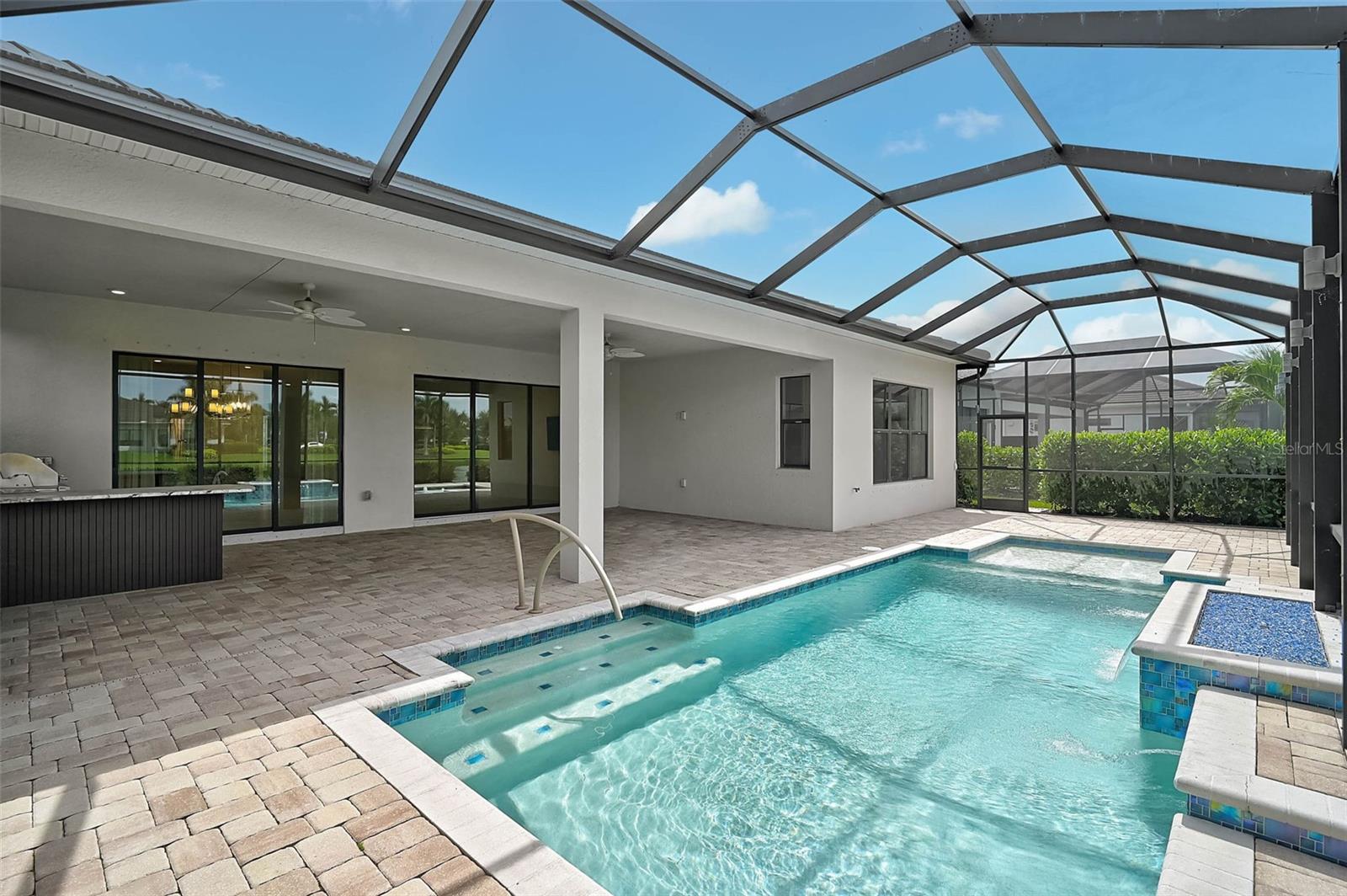 Image 37 of 60 For 5058 Surfside Circle