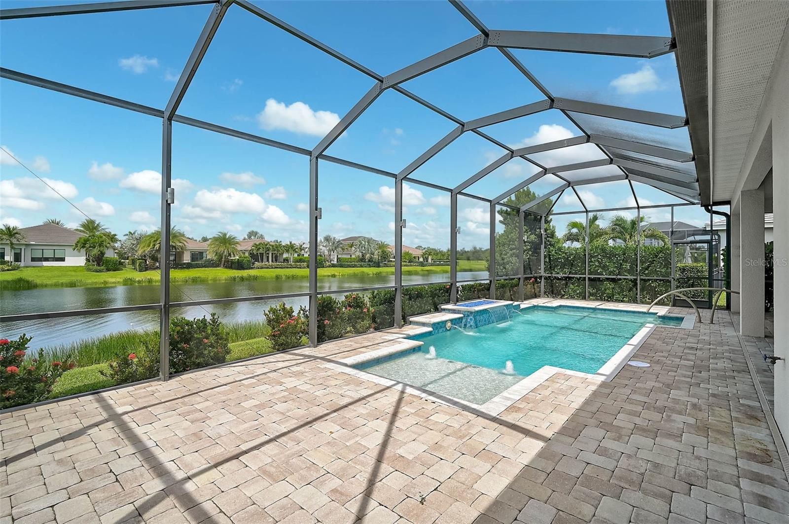 Image 38 of 60 For 5058 Surfside Circle