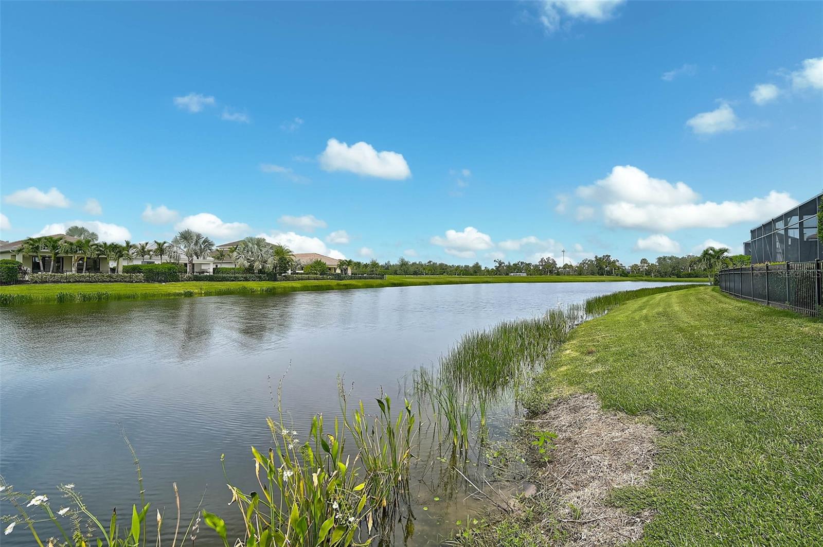 Image 44 of 60 For 5058 Surfside Circle