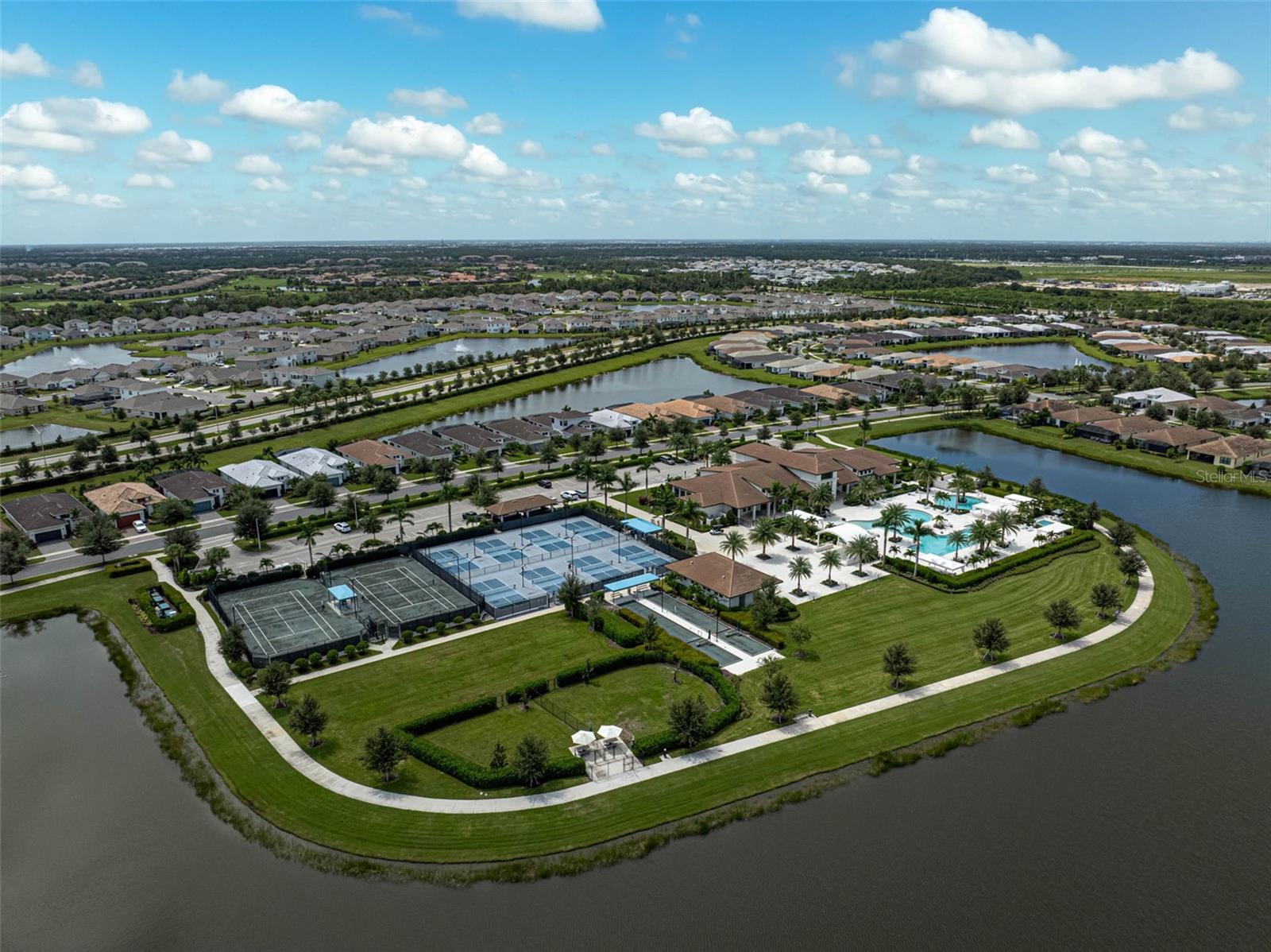 Image 48 of 60 For 5058 Surfside Circle