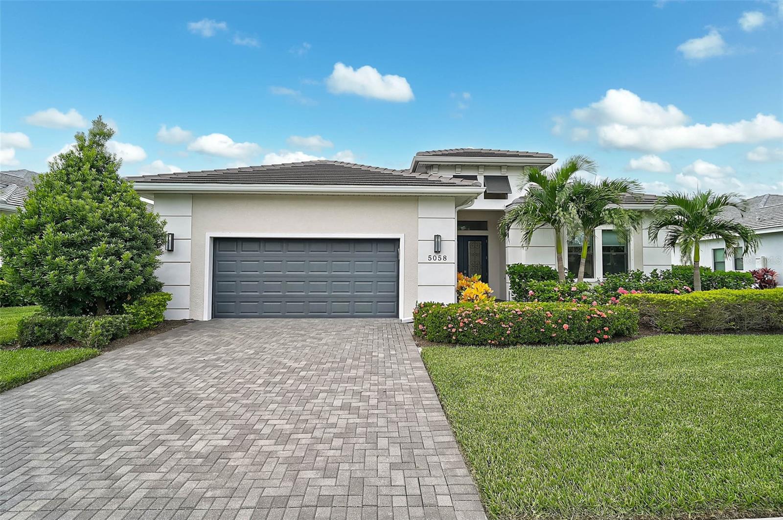 Image 49 of 60 For 5058 Surfside Circle