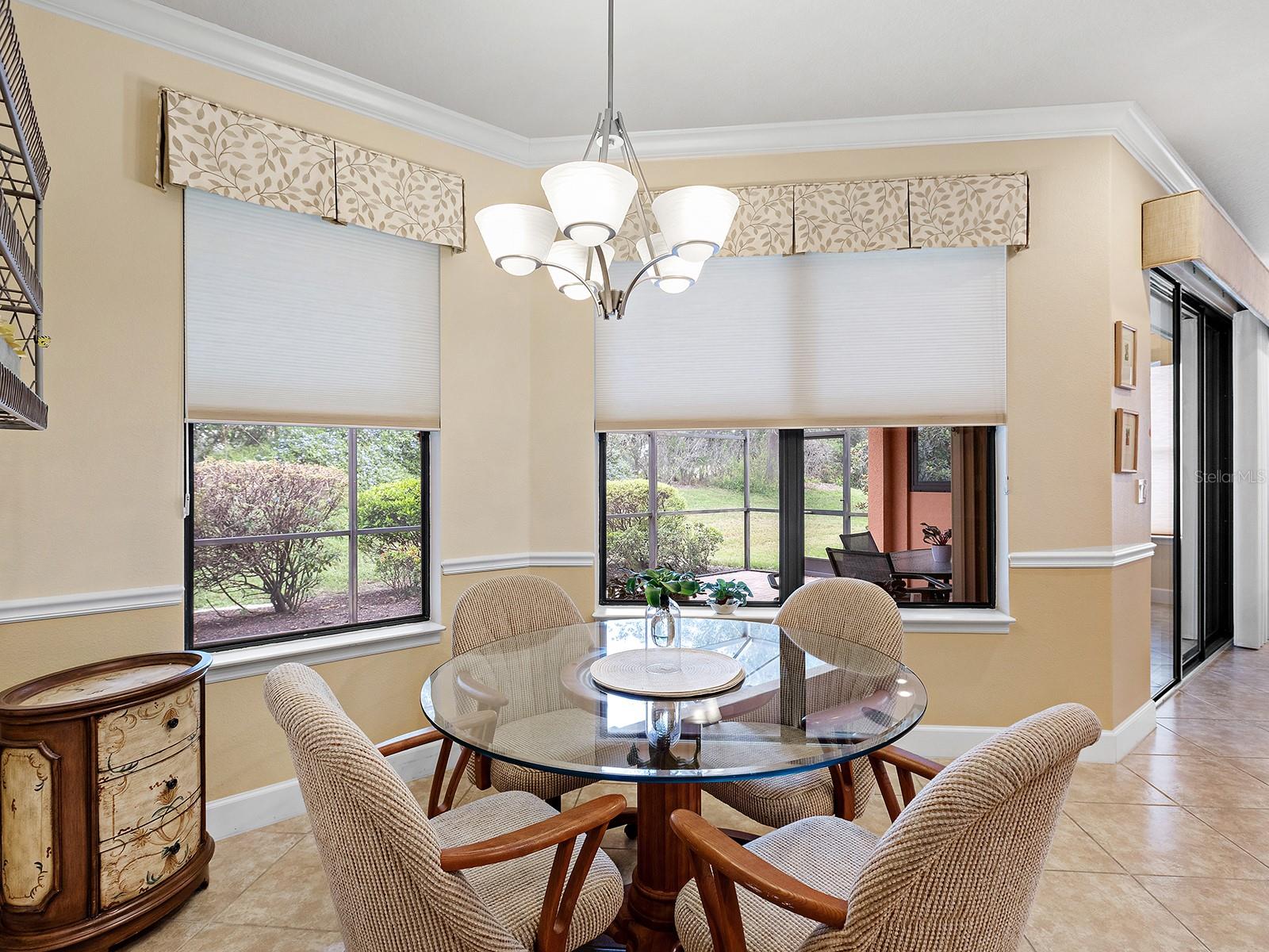 Image 14 of 38 For 20611 Pezzana Drive