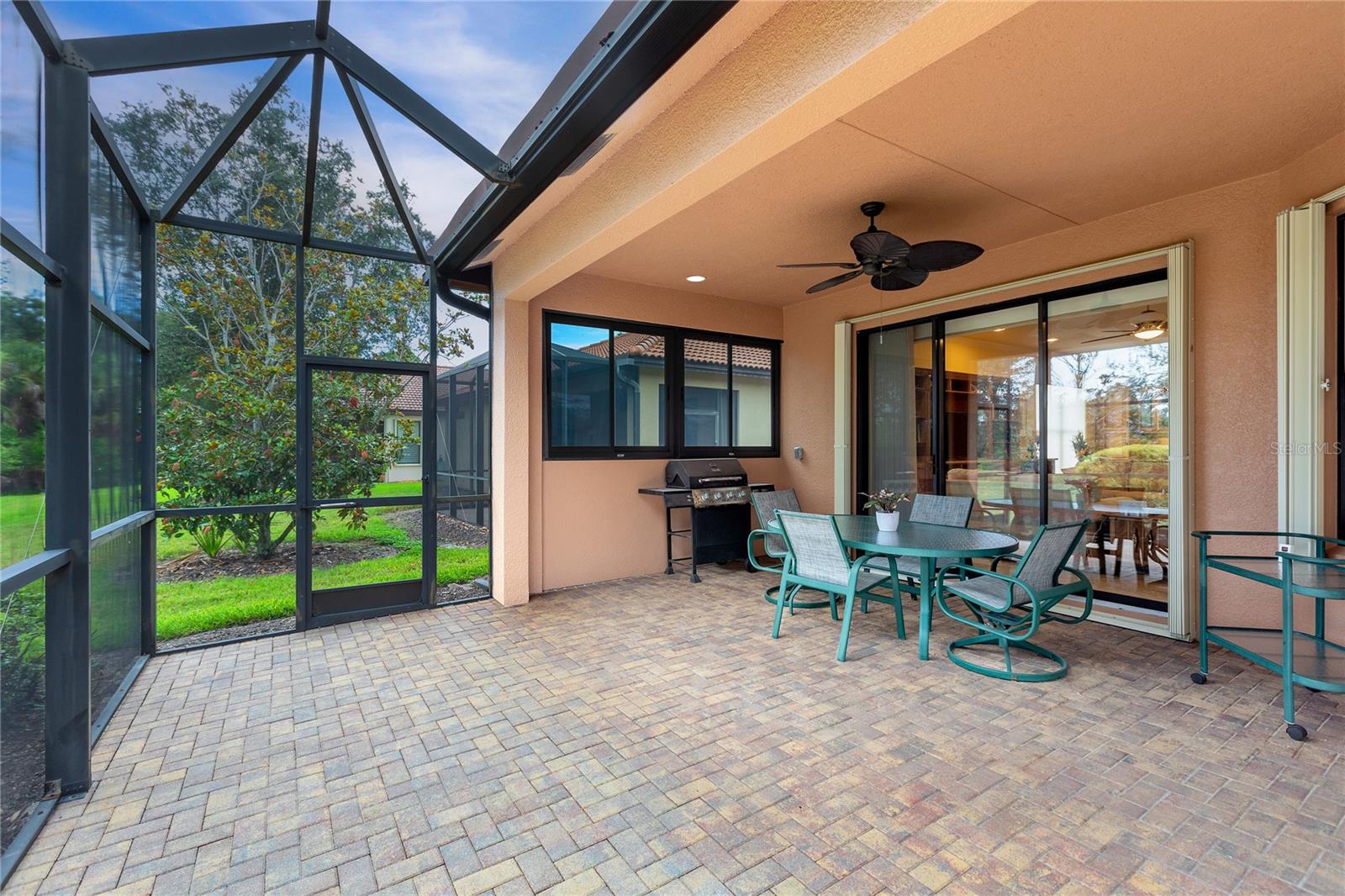 Image 23 of 38 For 20611 Pezzana Drive