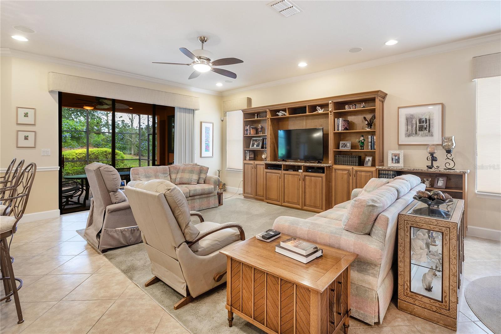 Image 4 of 38 For 20611 Pezzana Drive