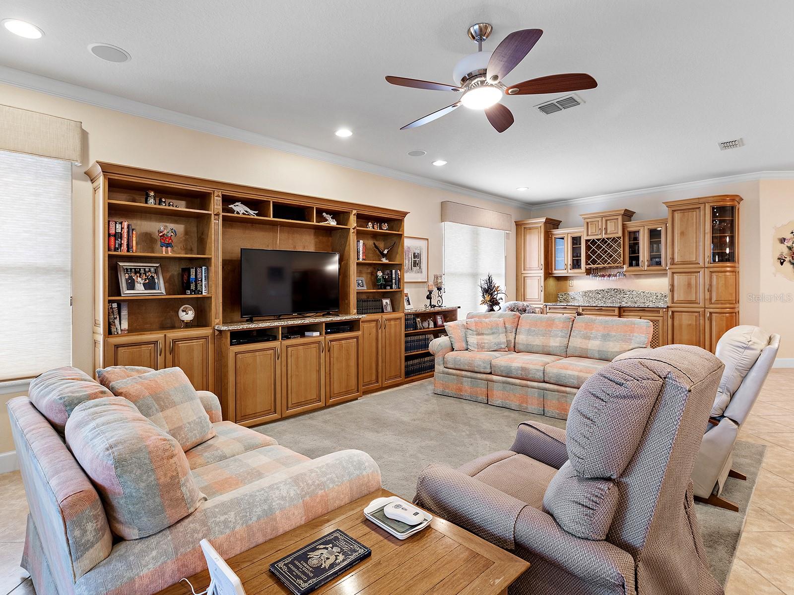 Image 5 of 38 For 20611 Pezzana Drive