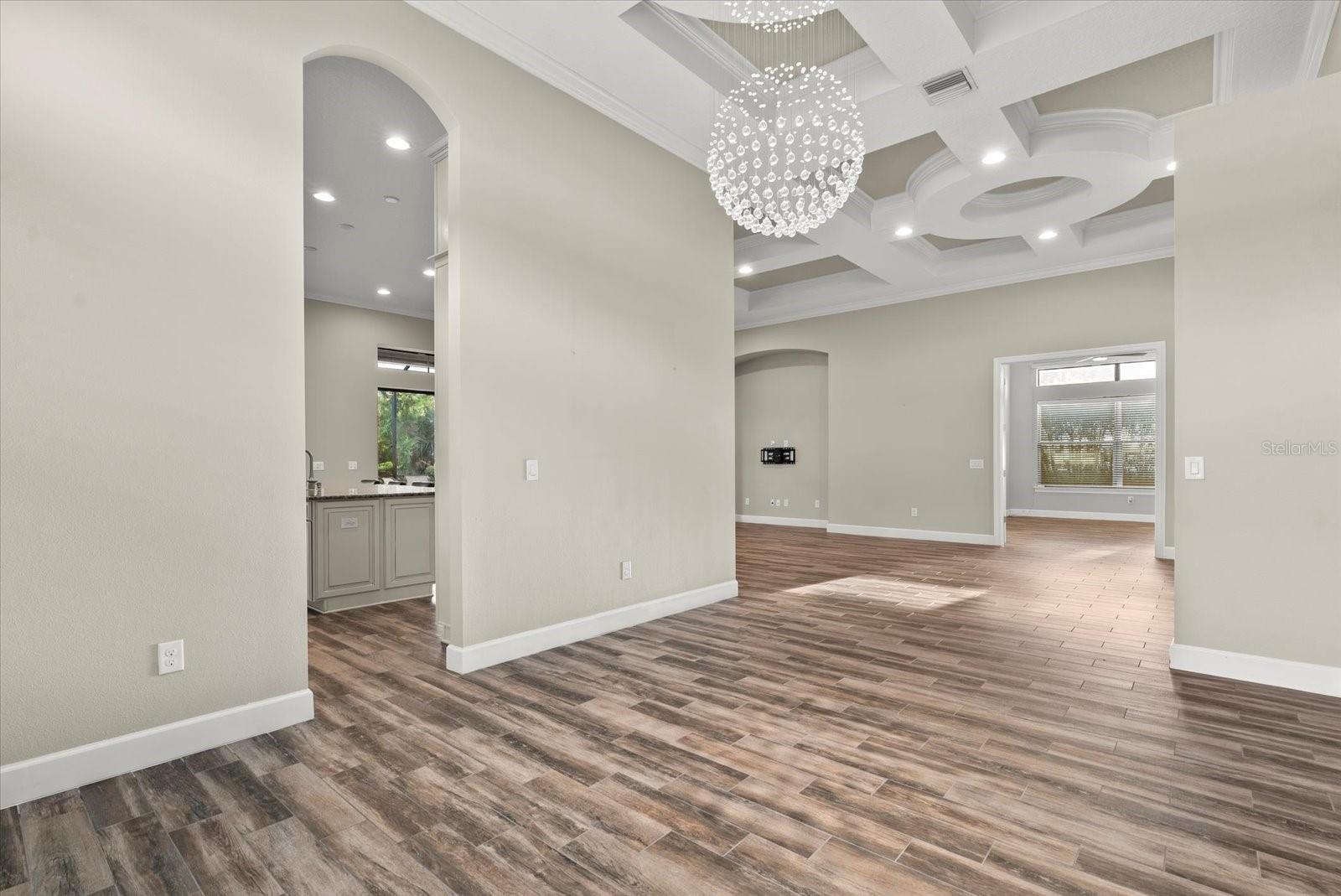 Image 14 of 79 For 5341 Greenbrook Drive