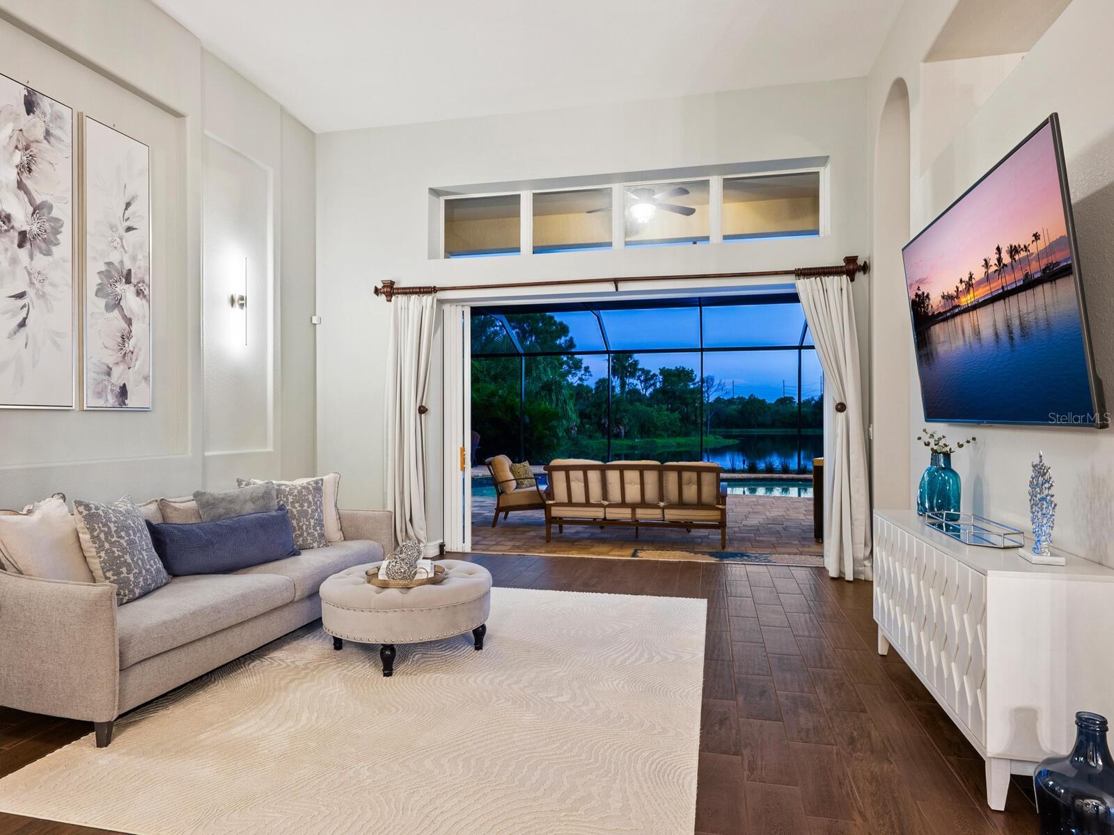 Image 10 of 68 For 218 Pesaro Drive
