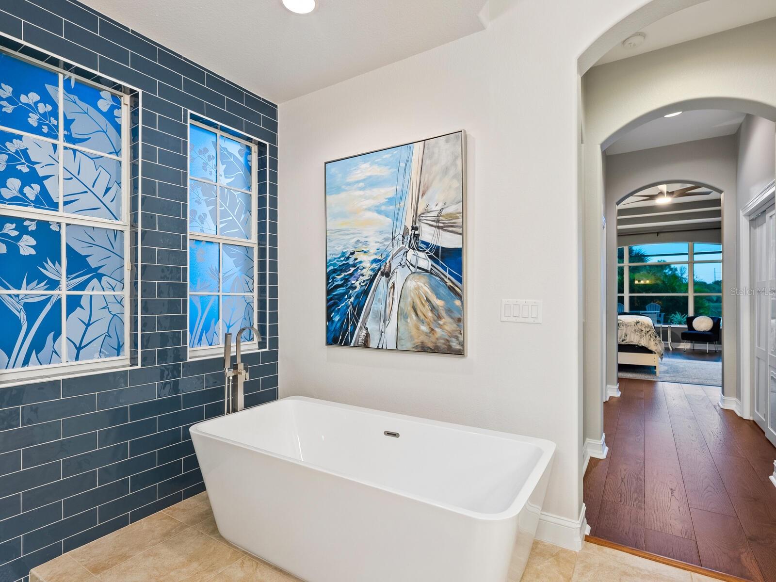 Image 28 of 68 For 218 Pesaro Drive