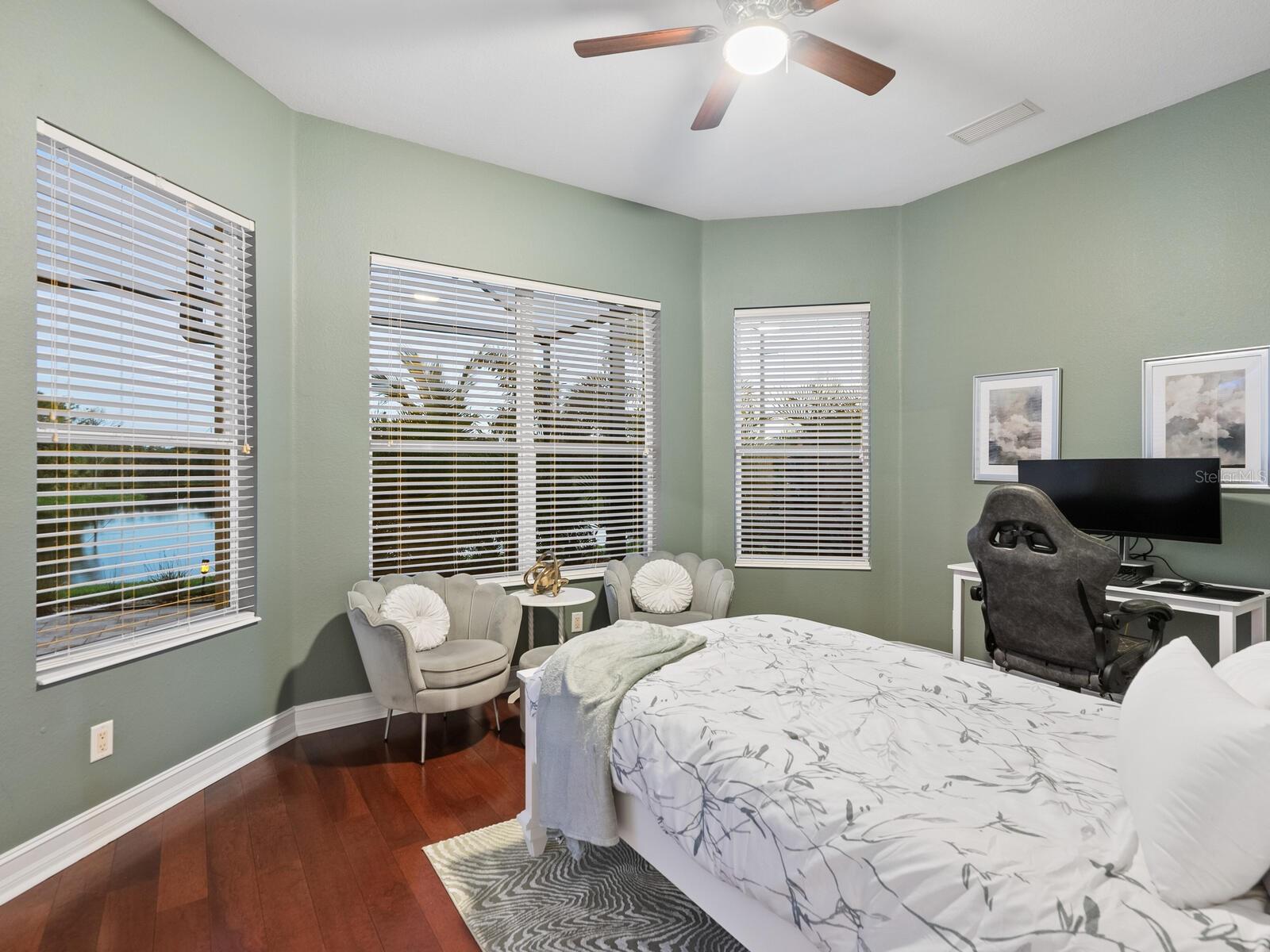 Image 29 of 68 For 218 Pesaro Drive