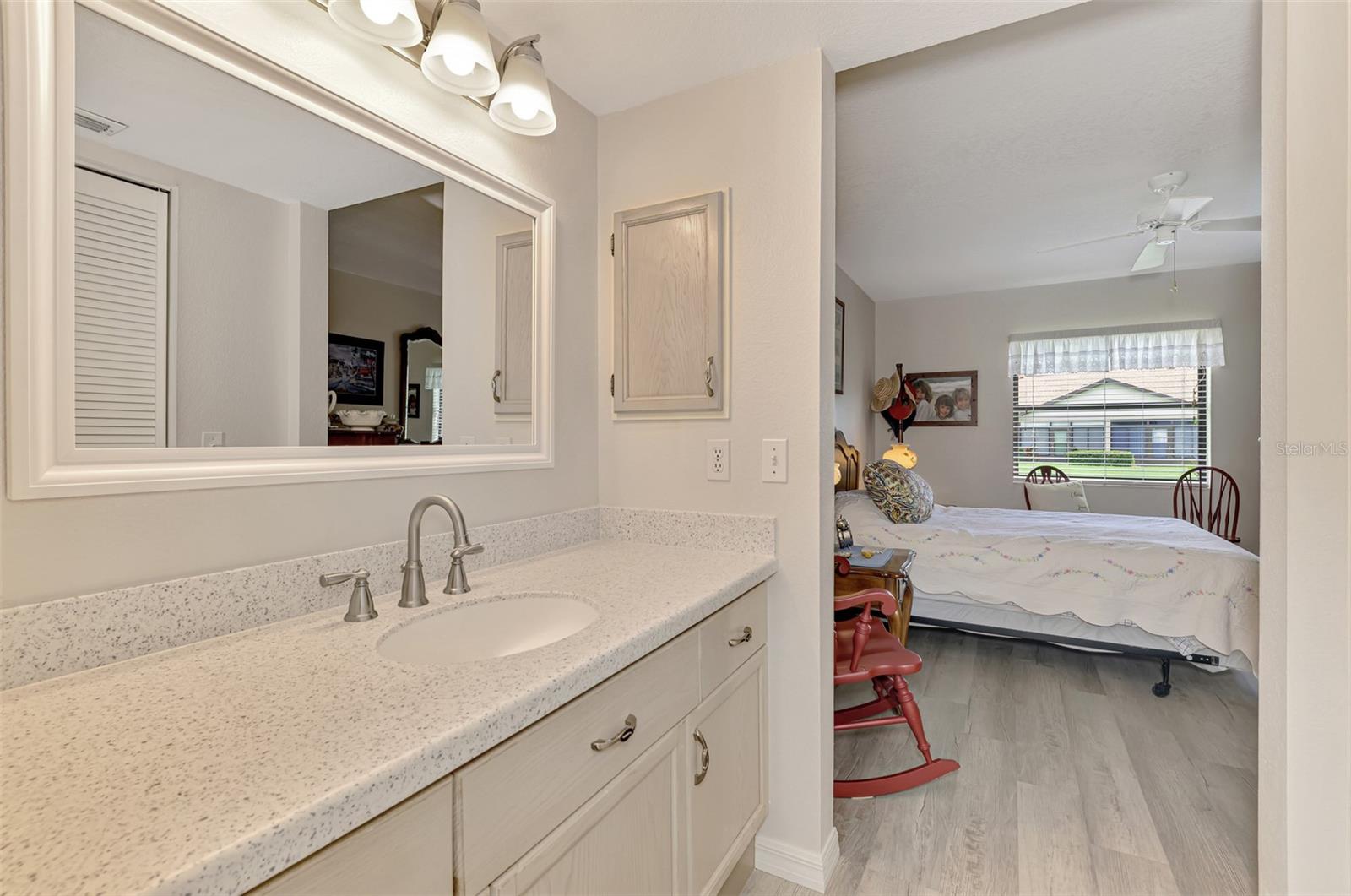 Image 29 of 49 For 1211 Capri Isles Boulevard 111