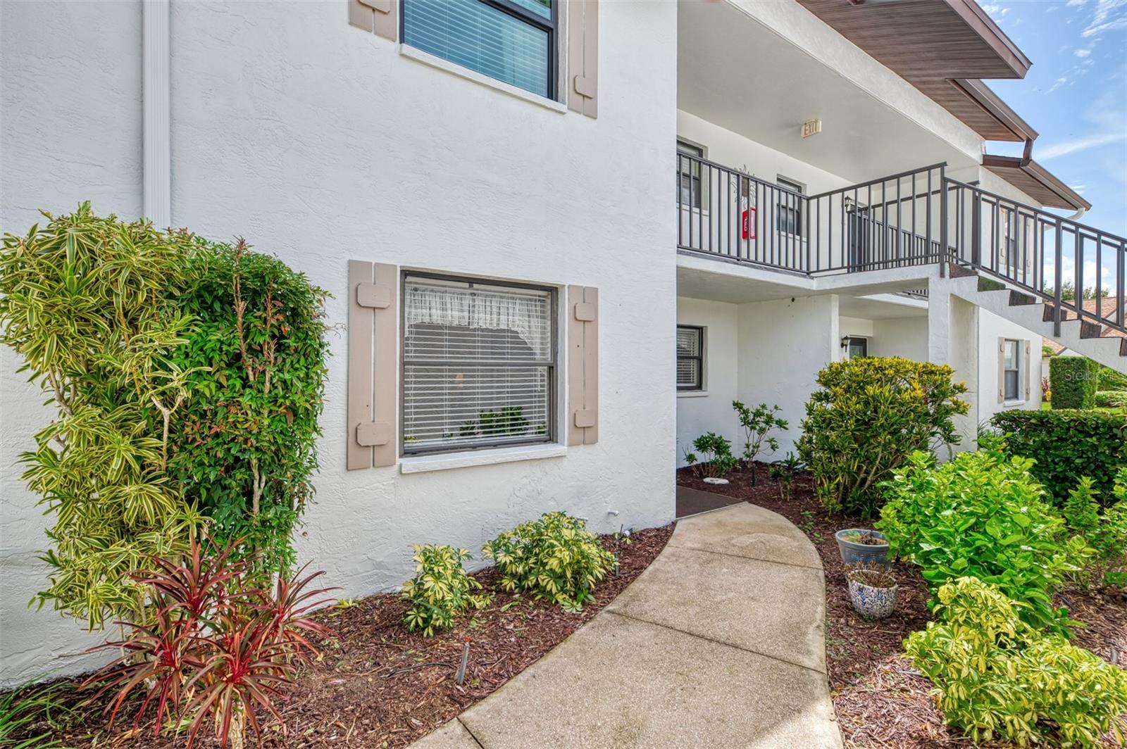 Image 4 of 49 For 1211 Capri Isles Boulevard 111