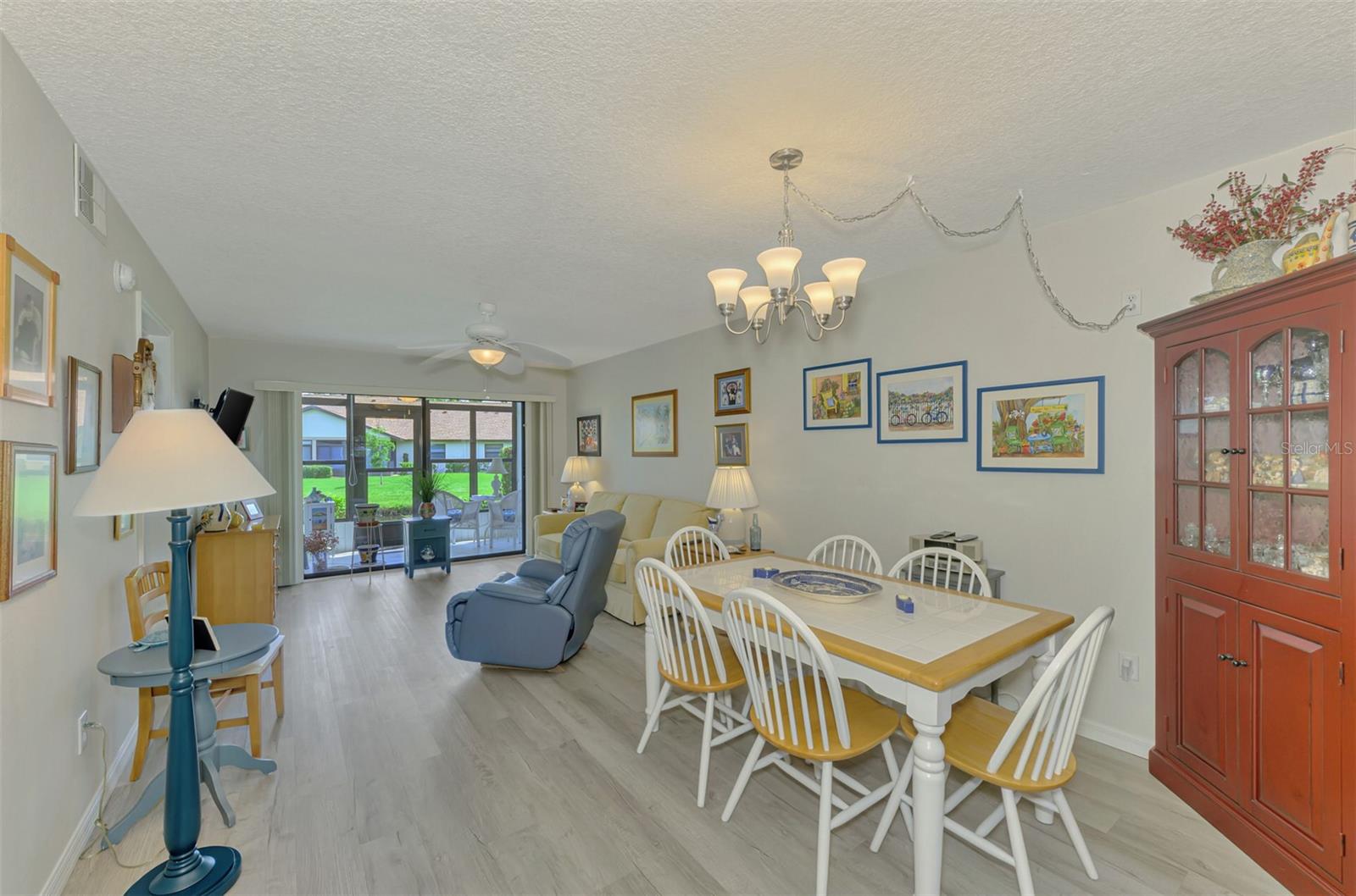 Image 9 of 49 For 1211 Capri Isles Boulevard 111