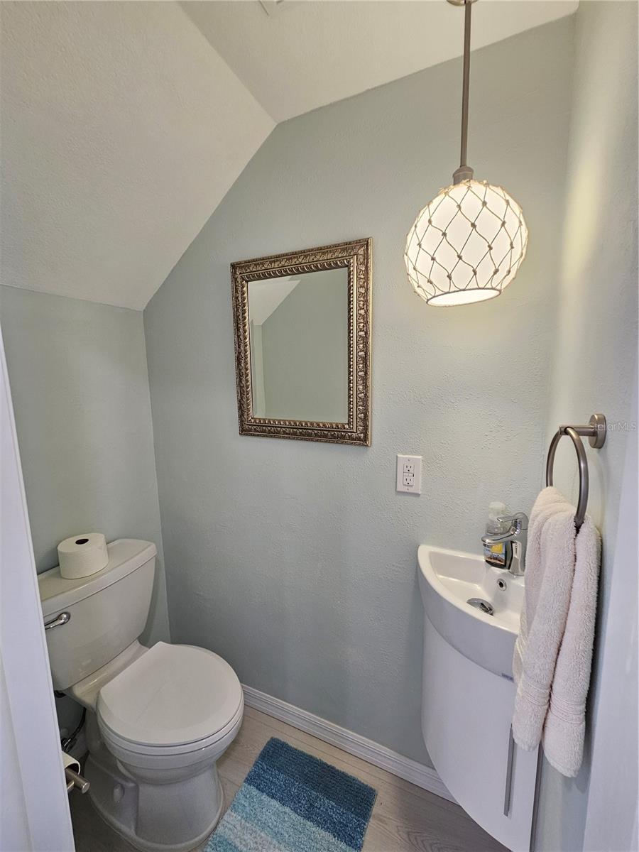 Image 16 of 46 For 744 Cadiz Road 1