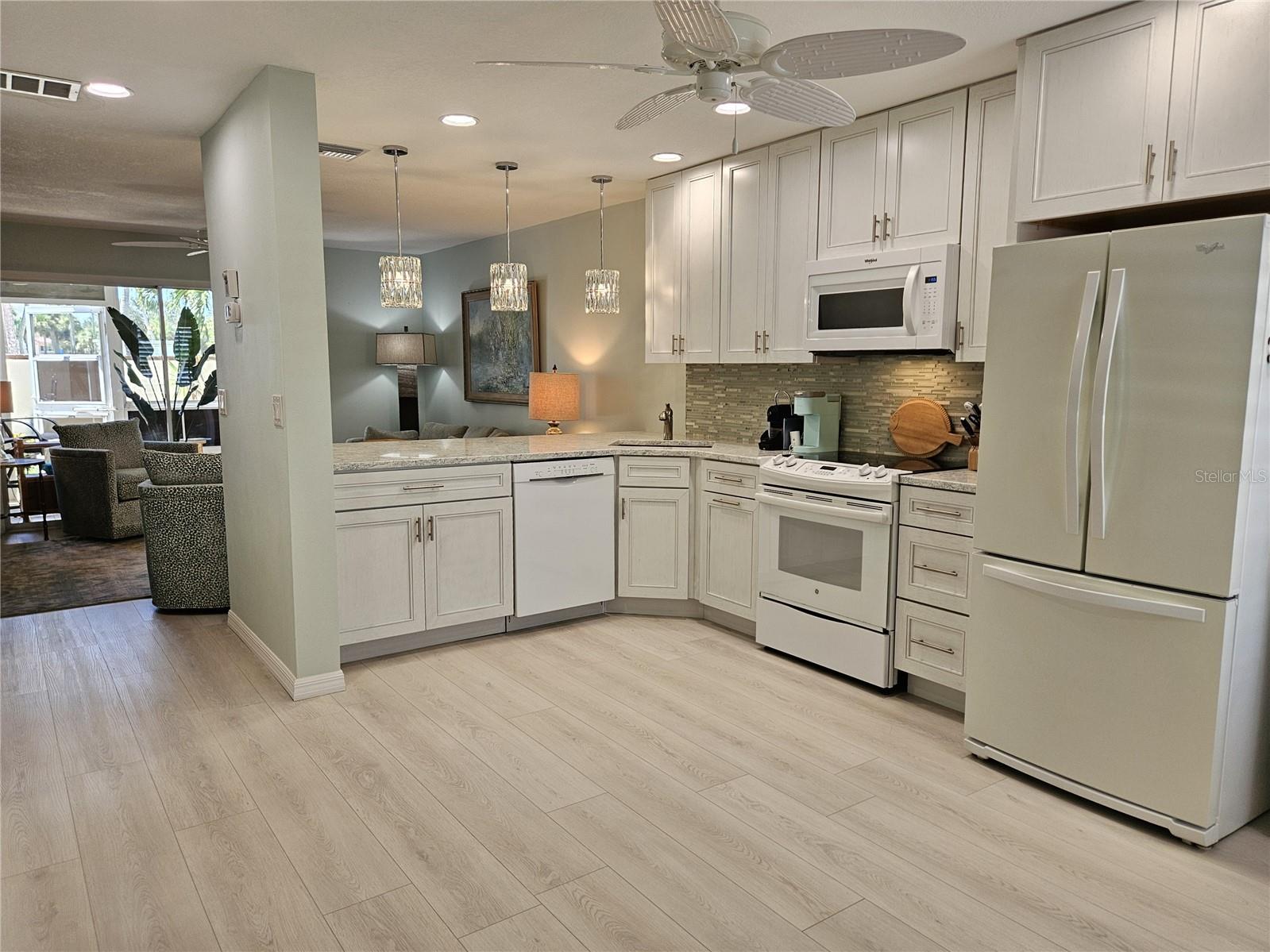 Image 3 of 46 For 744 Cadiz Road 1