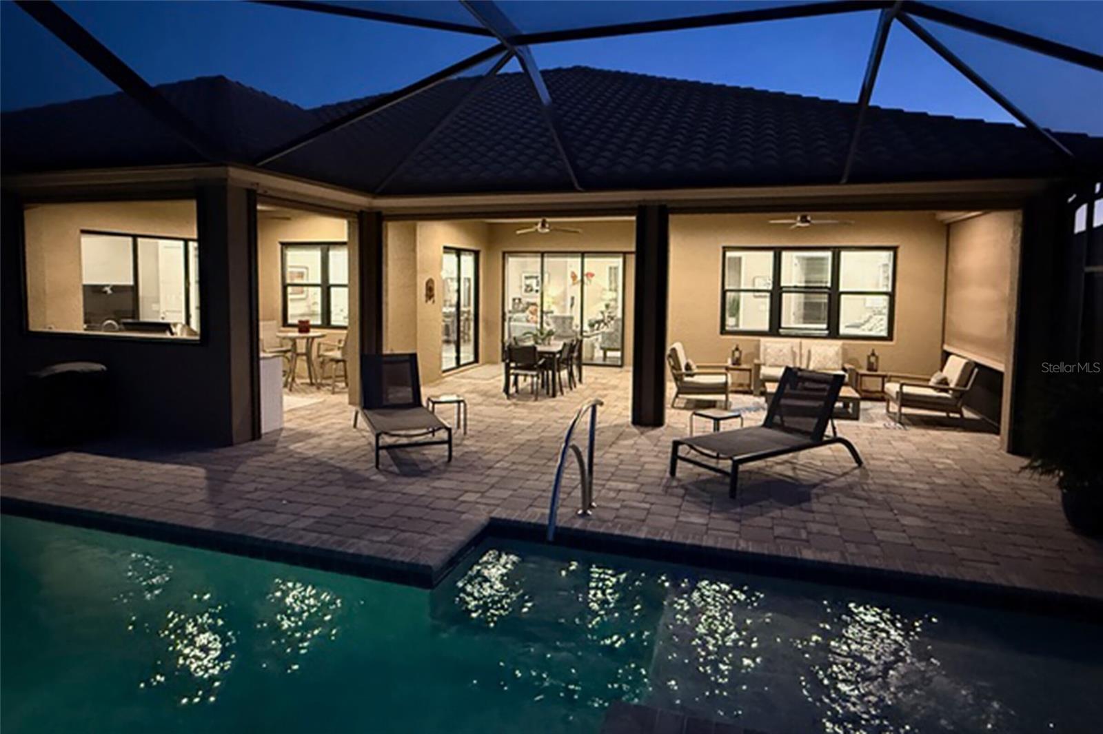 Image 26 of 37 For 169 Cayman Isles Boulevard