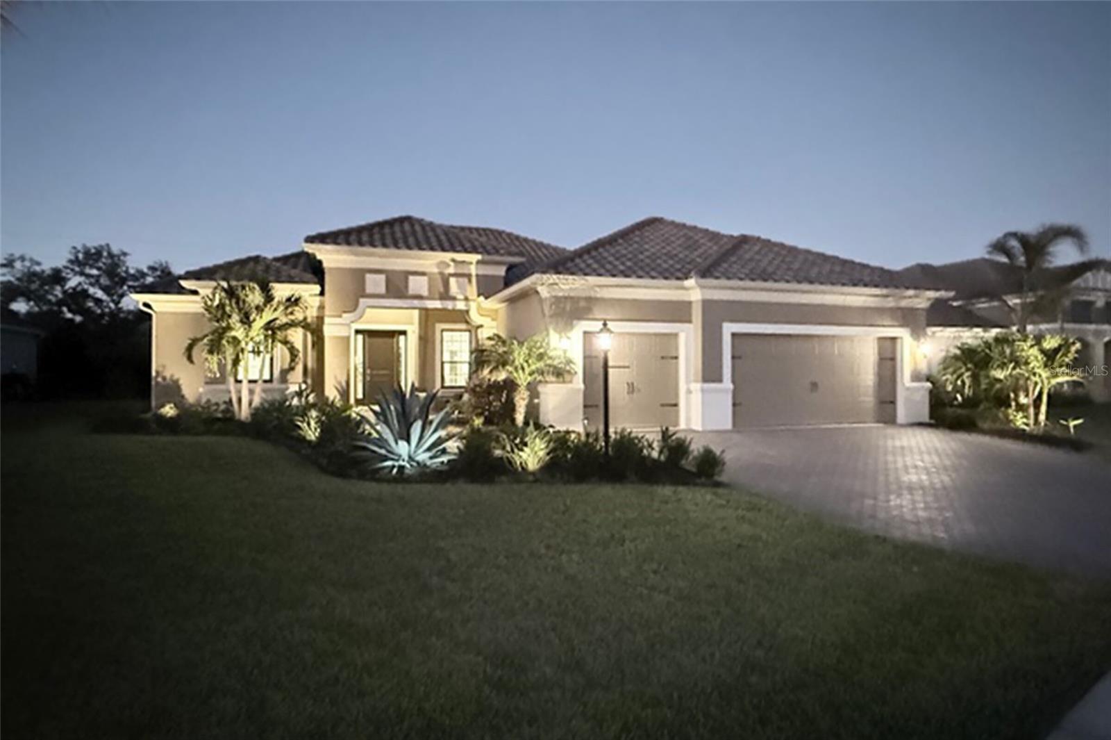 Image 3 of 37 For 169 Cayman Isles Boulevard