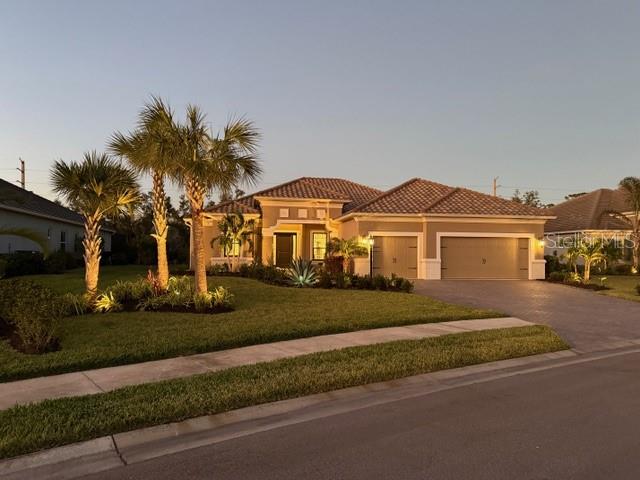 Image 31 of 37 For 169 Cayman Isles Boulevard