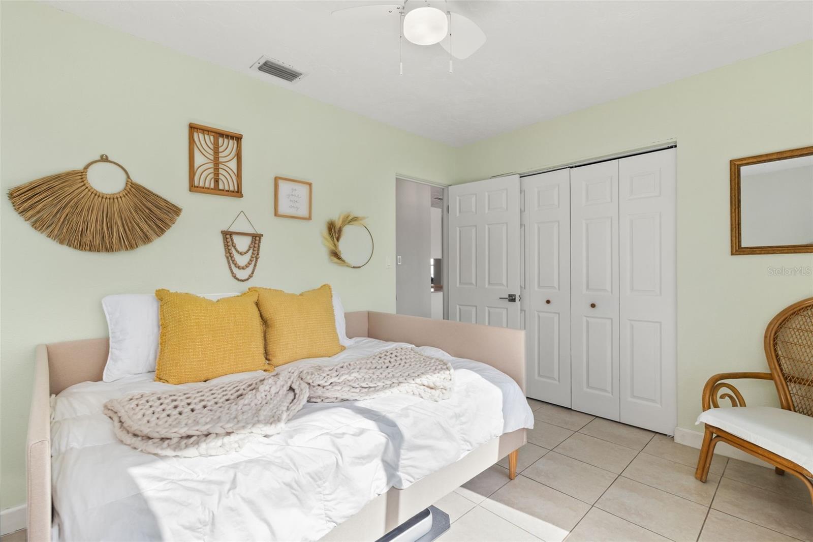 Image 20 of 31 For 6503 26th Street W