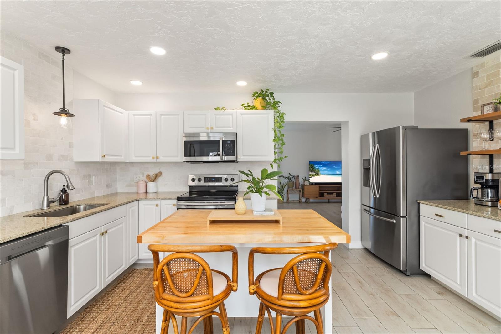 Image 5 of 31 For 6503 26th Street W