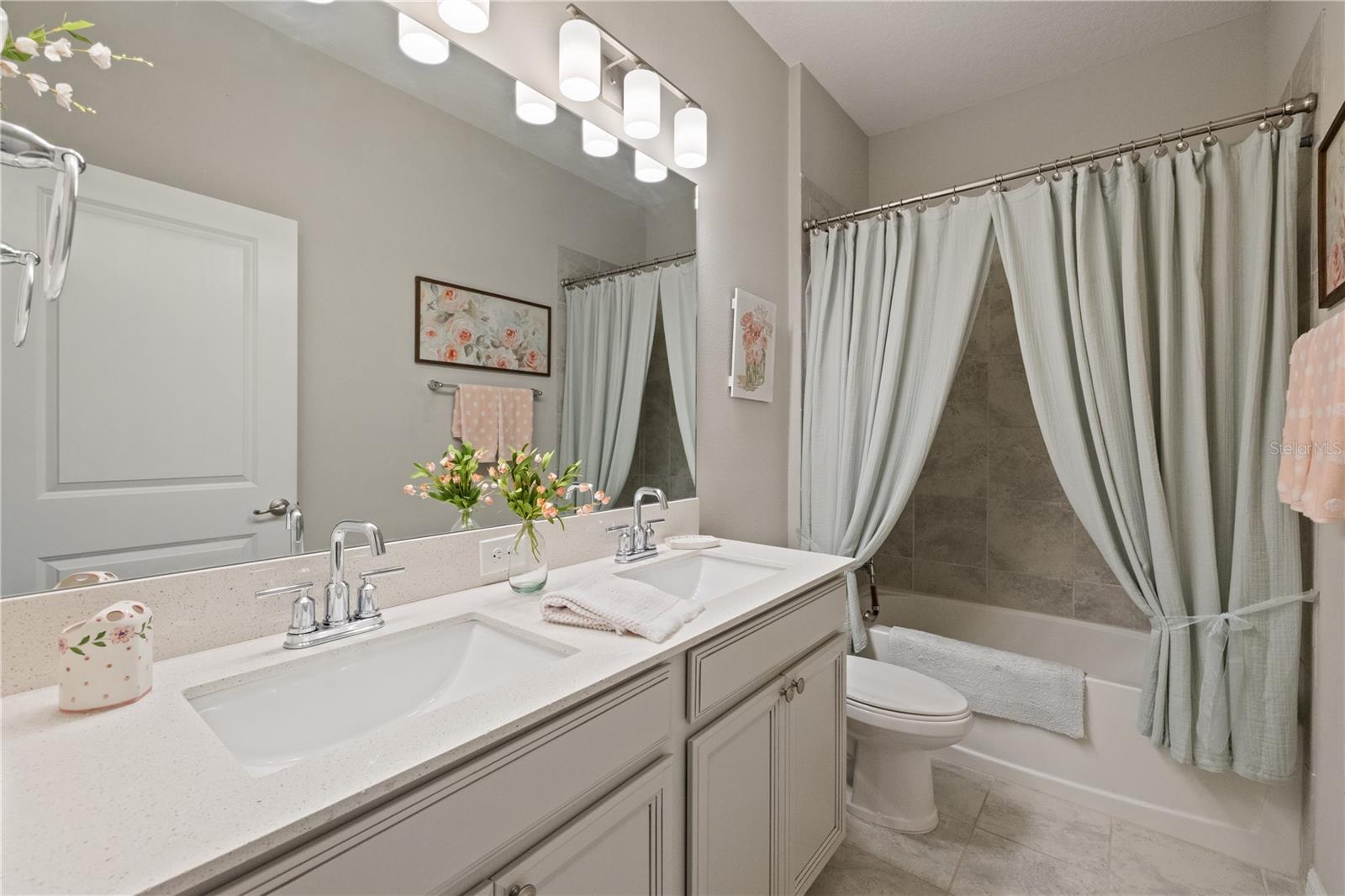 Image 31 of 69 For 228 Daylily Boulevard