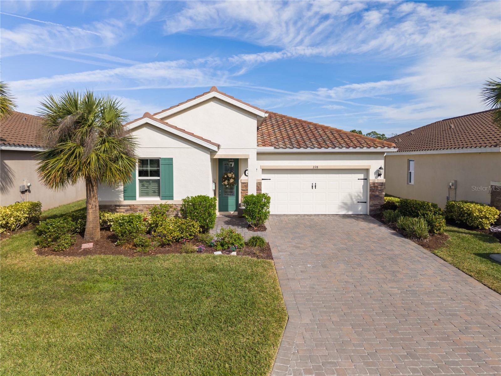 Image 40 of 69 For 228 Daylily Boulevard