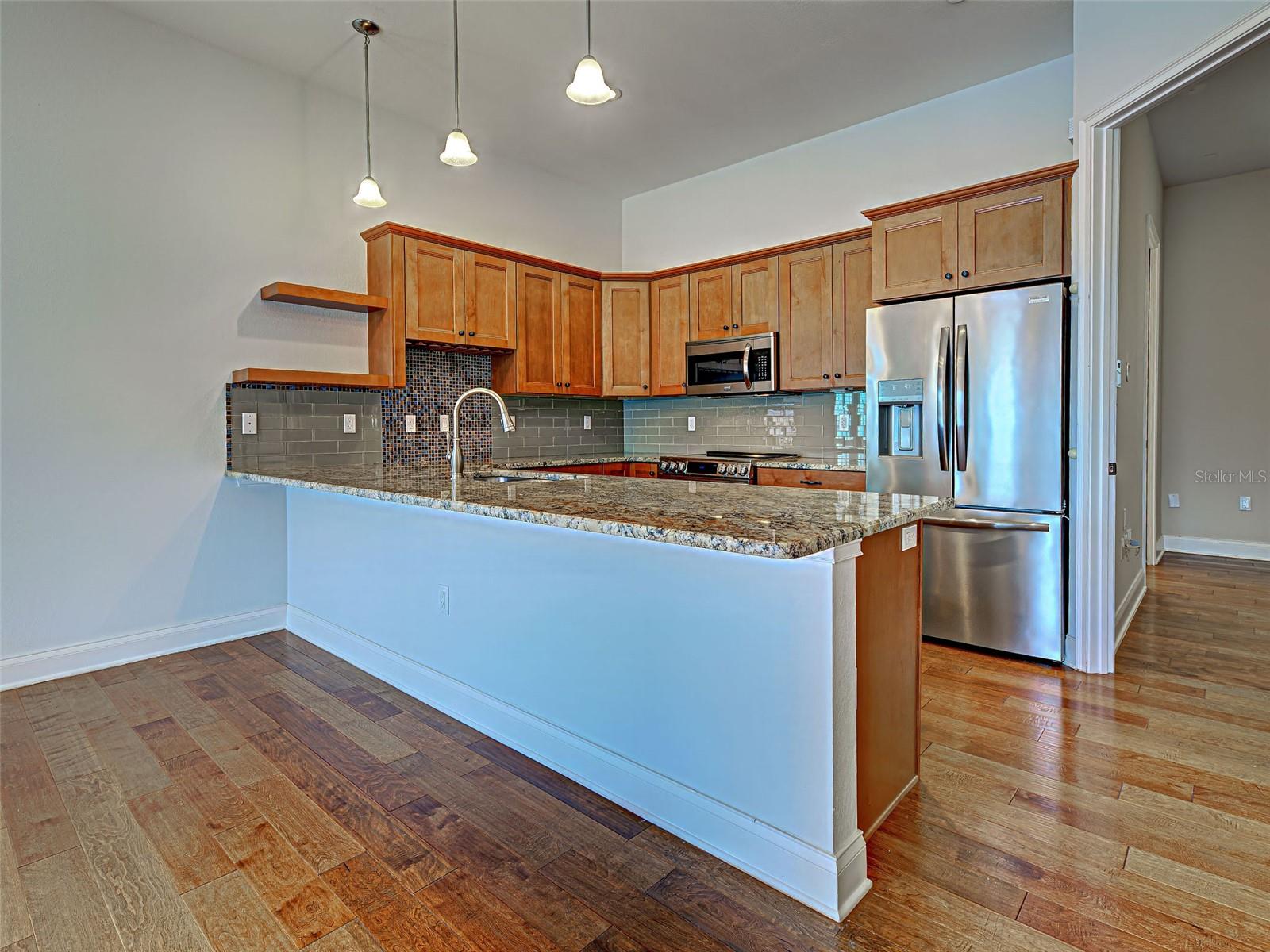 Image 17 of 70 For 445 Nokomis Avenue S 210