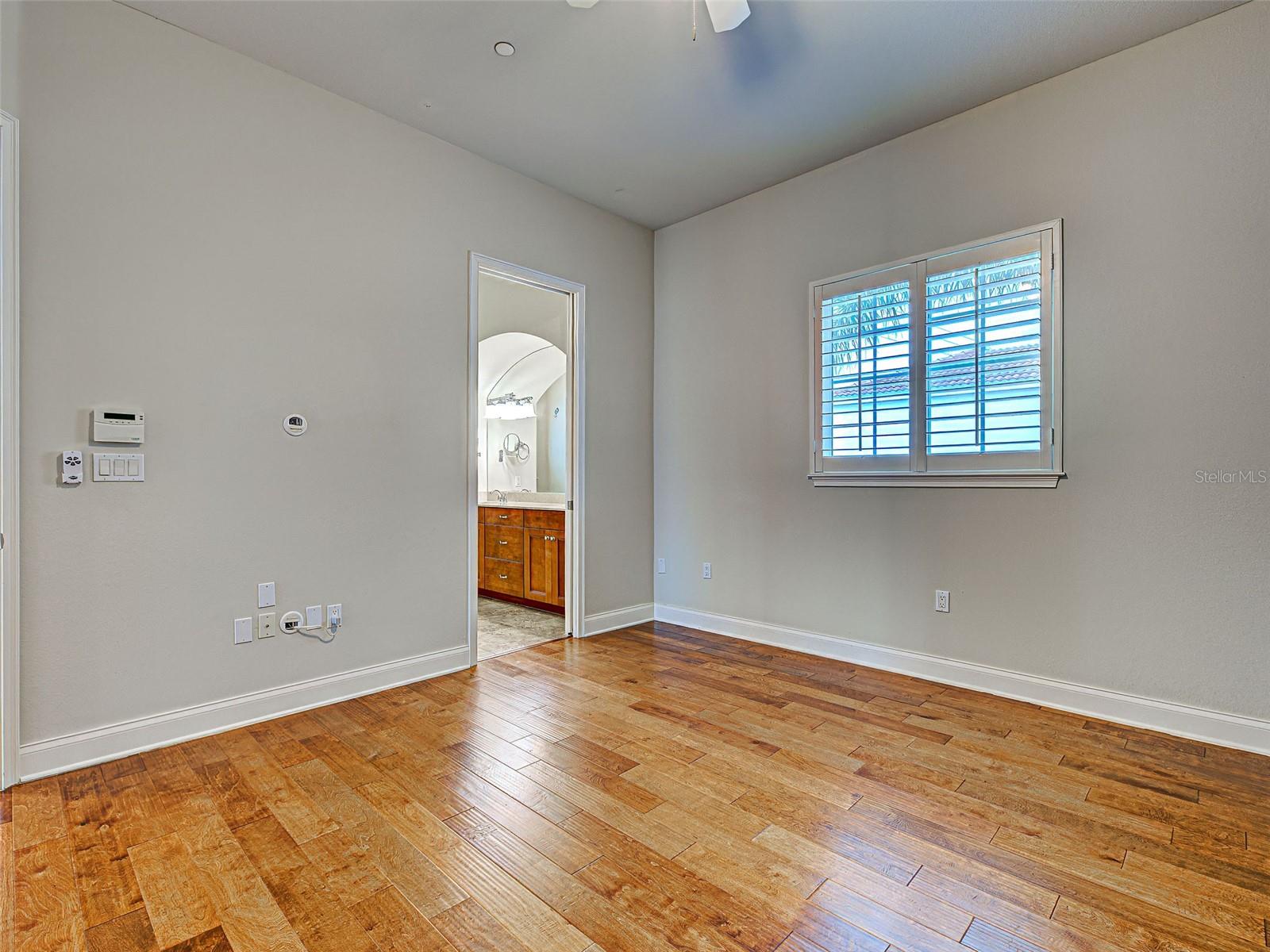 Image 34 of 70 For 445 Nokomis Avenue S 210