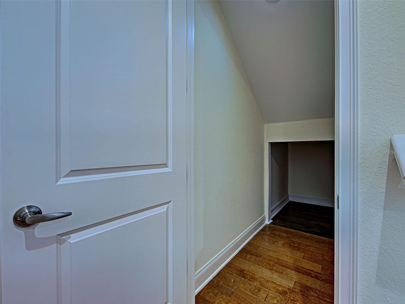 Image 41 of 70 For 445 Nokomis Avenue S 210