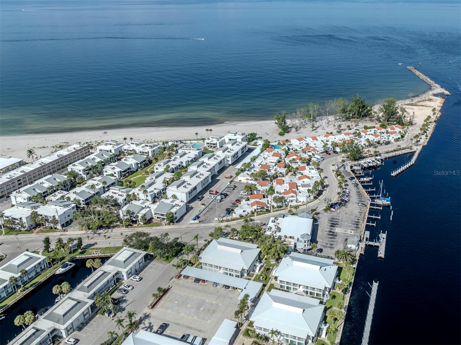Image 22 of 69 For 1001 Inlet Circle 169