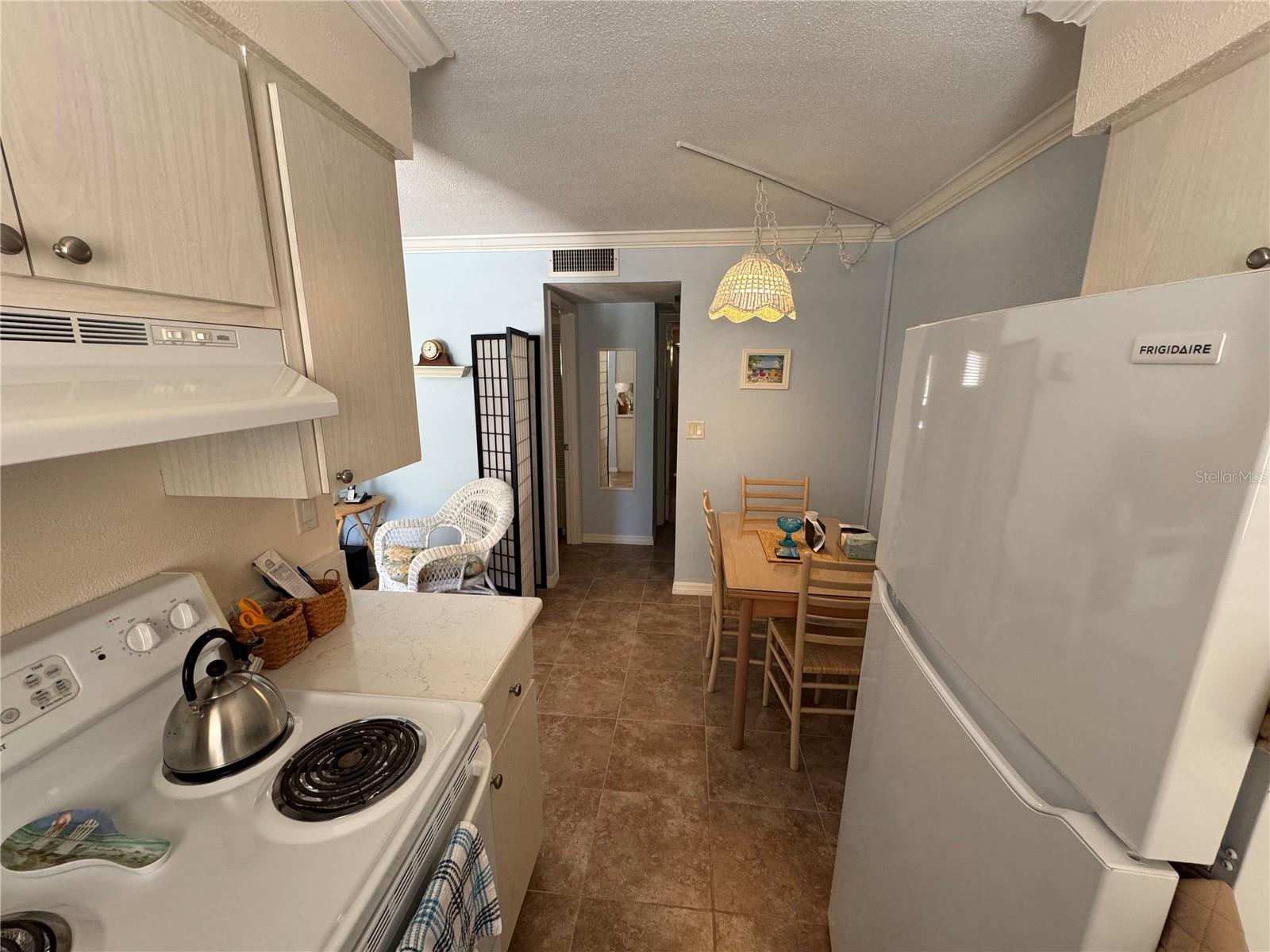 Image 7 of 12 For 510 Granada Avenue 105