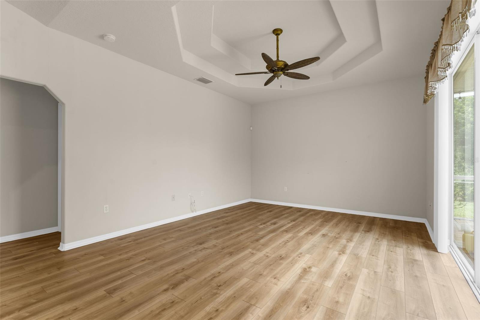 Image 16 of 53 For 1438 Roosevelt Drive