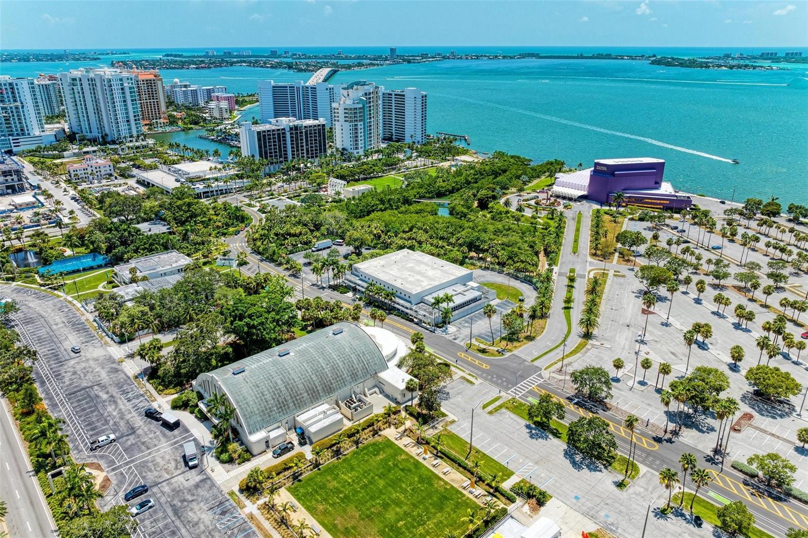 Image 5 of 99 For 800 Tamiami Trail 212