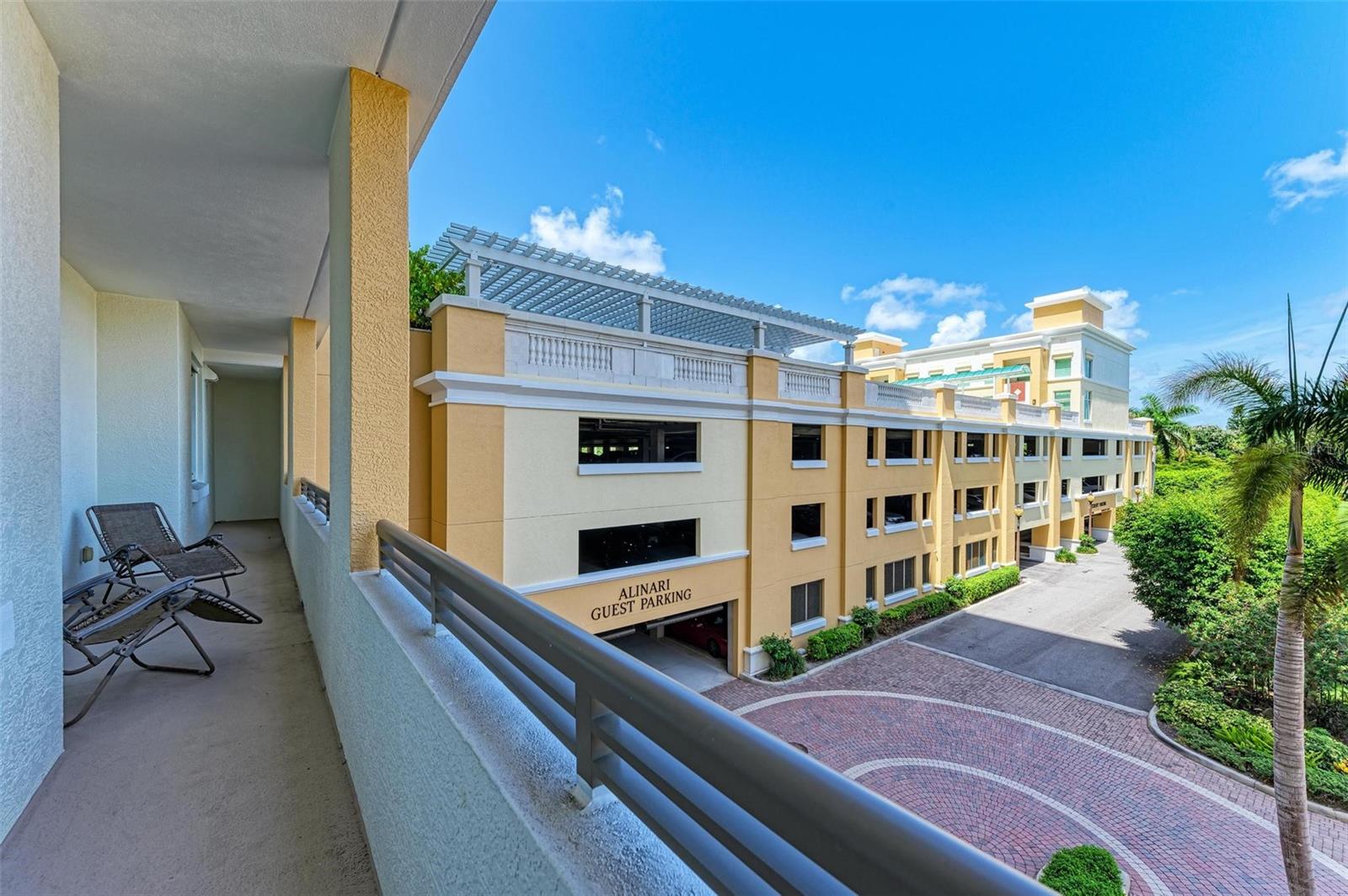 Image 55 of 99 For 800 Tamiami Trail 212