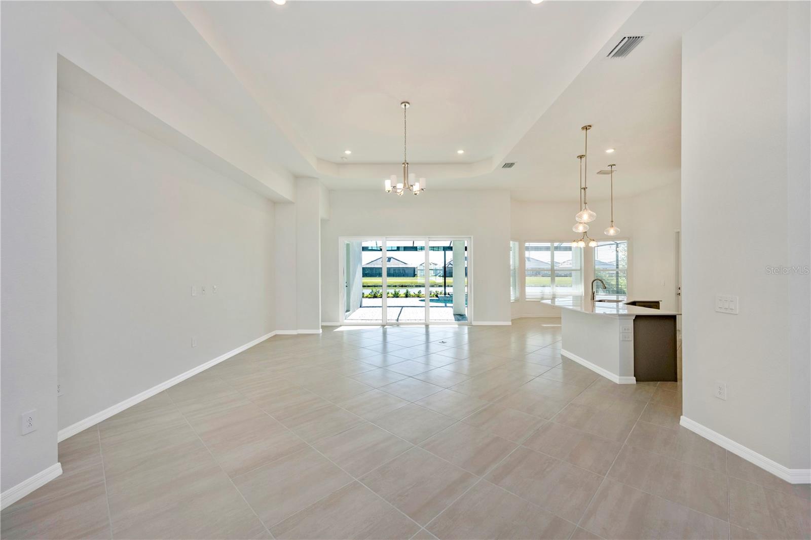 Image 11 of 100 For 12655 Wellen Golf Street