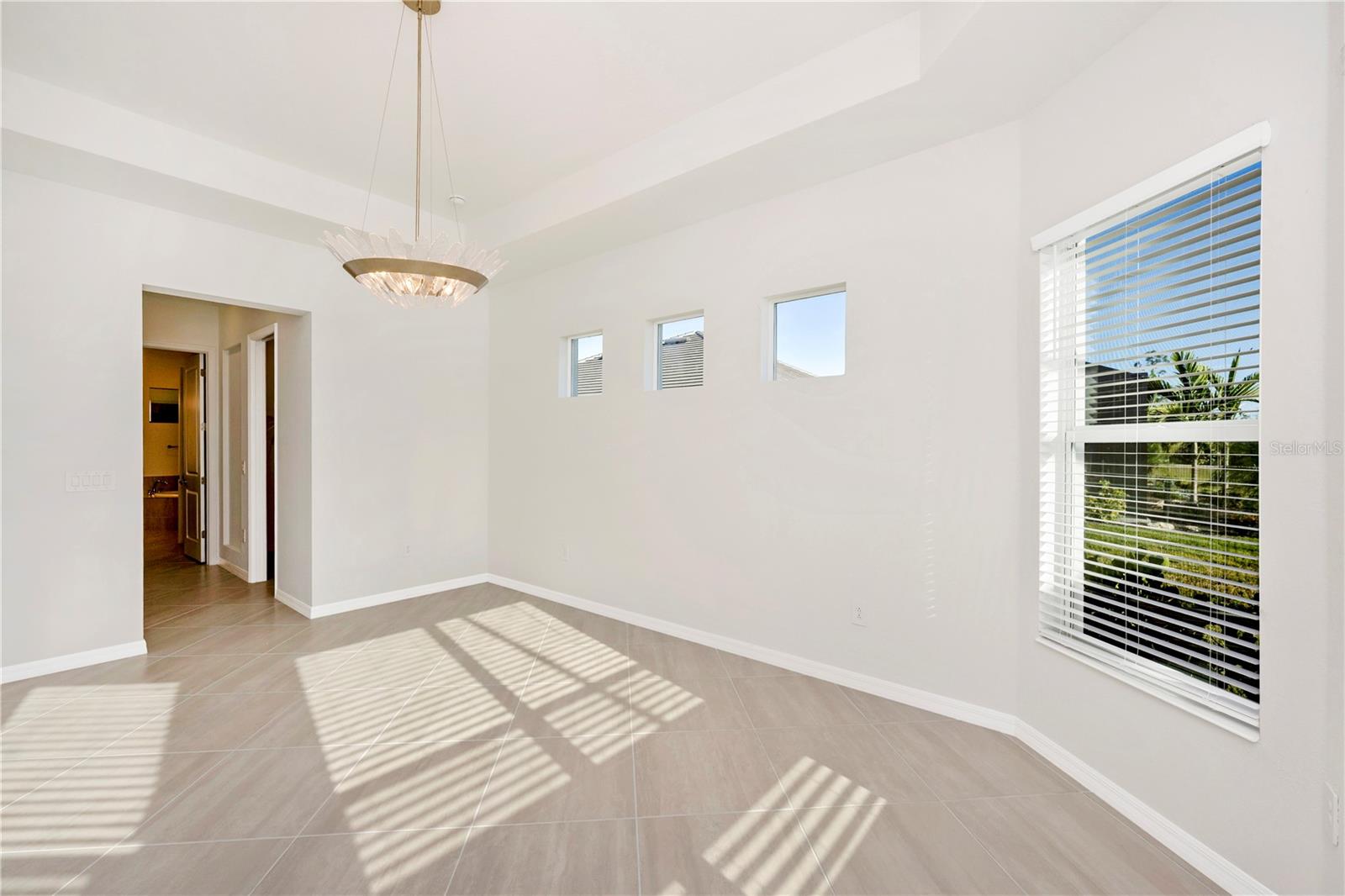 Image 27 of 100 For 12655 Wellen Golf Street