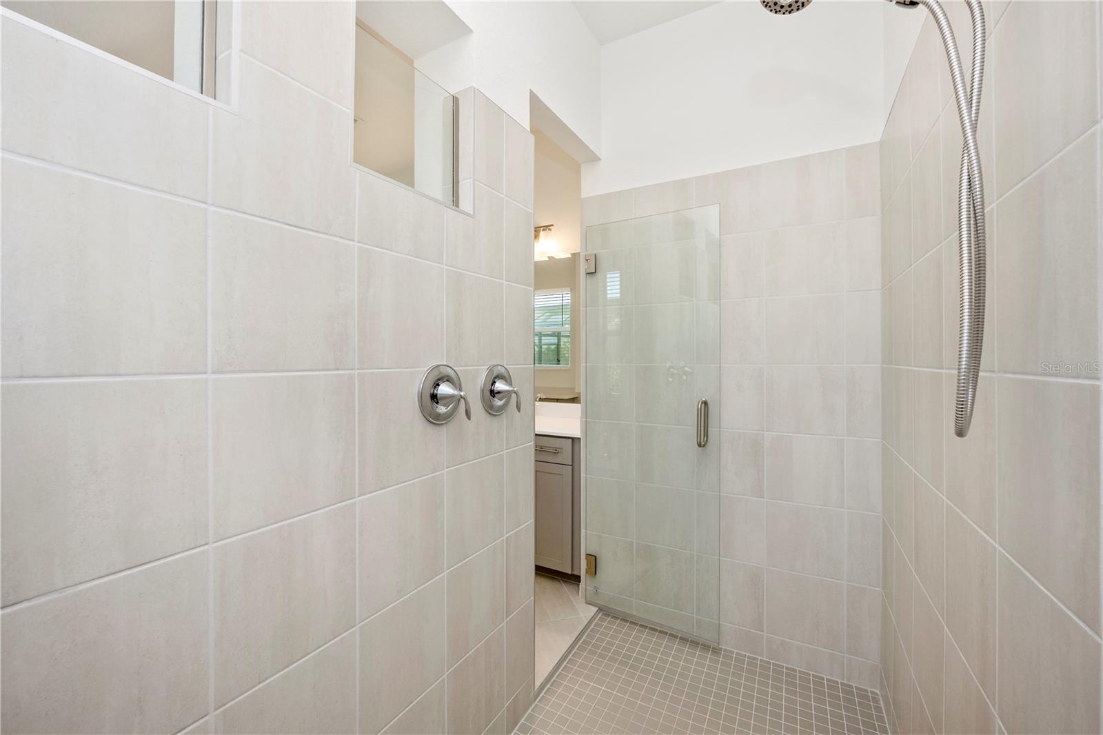 Image 33 of 100 For 12655 Wellen Golf Street