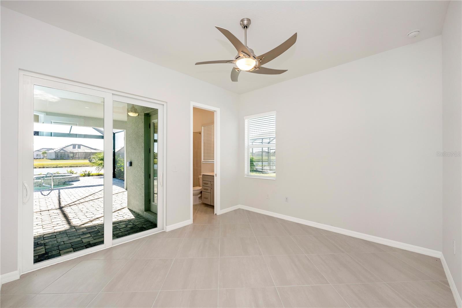 Image 40 of 100 For 12655 Wellen Golf Street