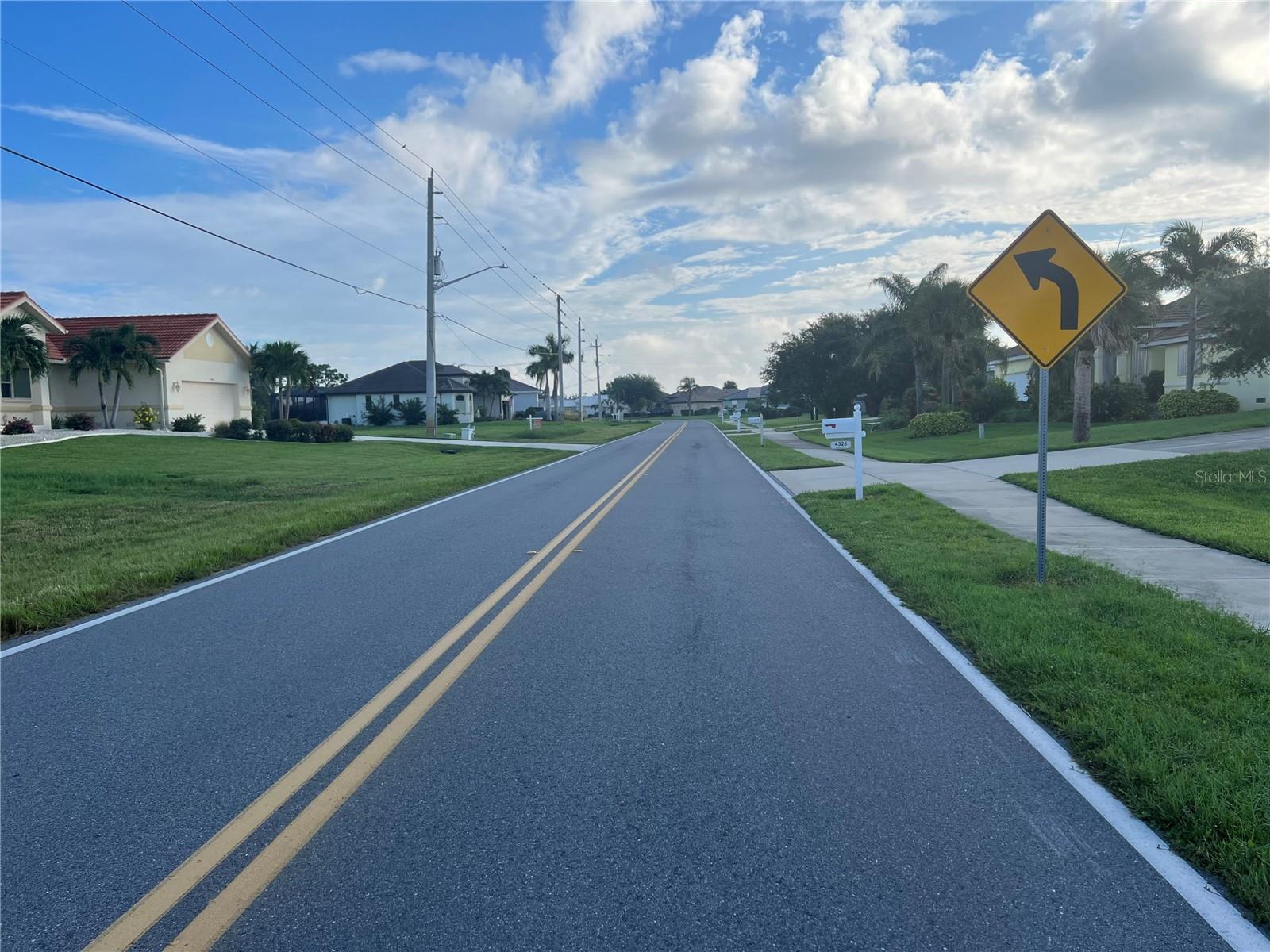 Image 5 of 17 For 4335 Cape Haze Drive