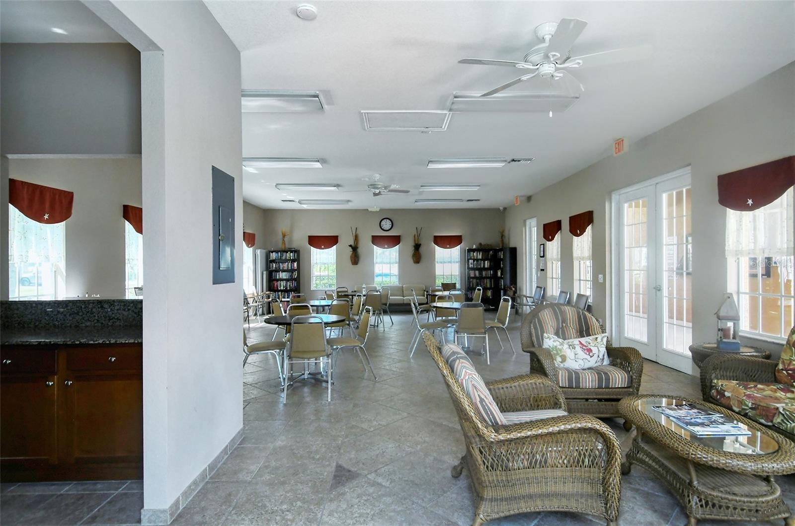 Image 43 of 48 For 5238 Athens Way