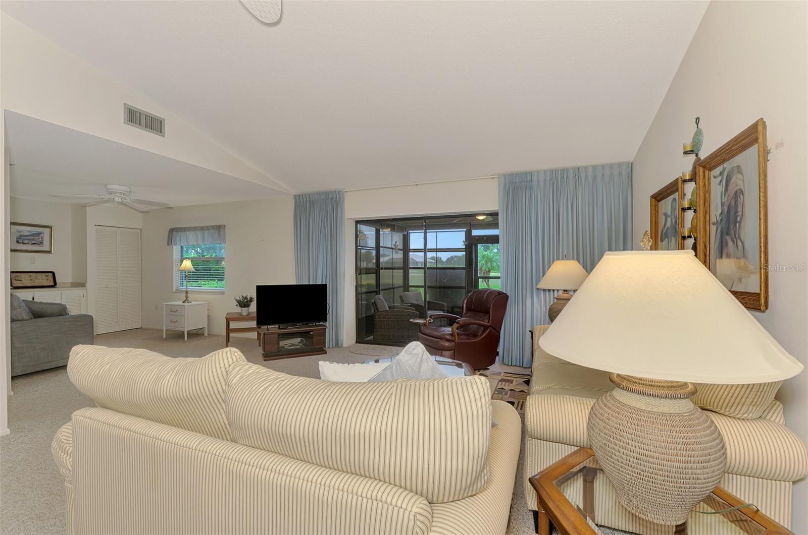 Image 16 of 66 For 1211 Capri Isles Boulevard 92