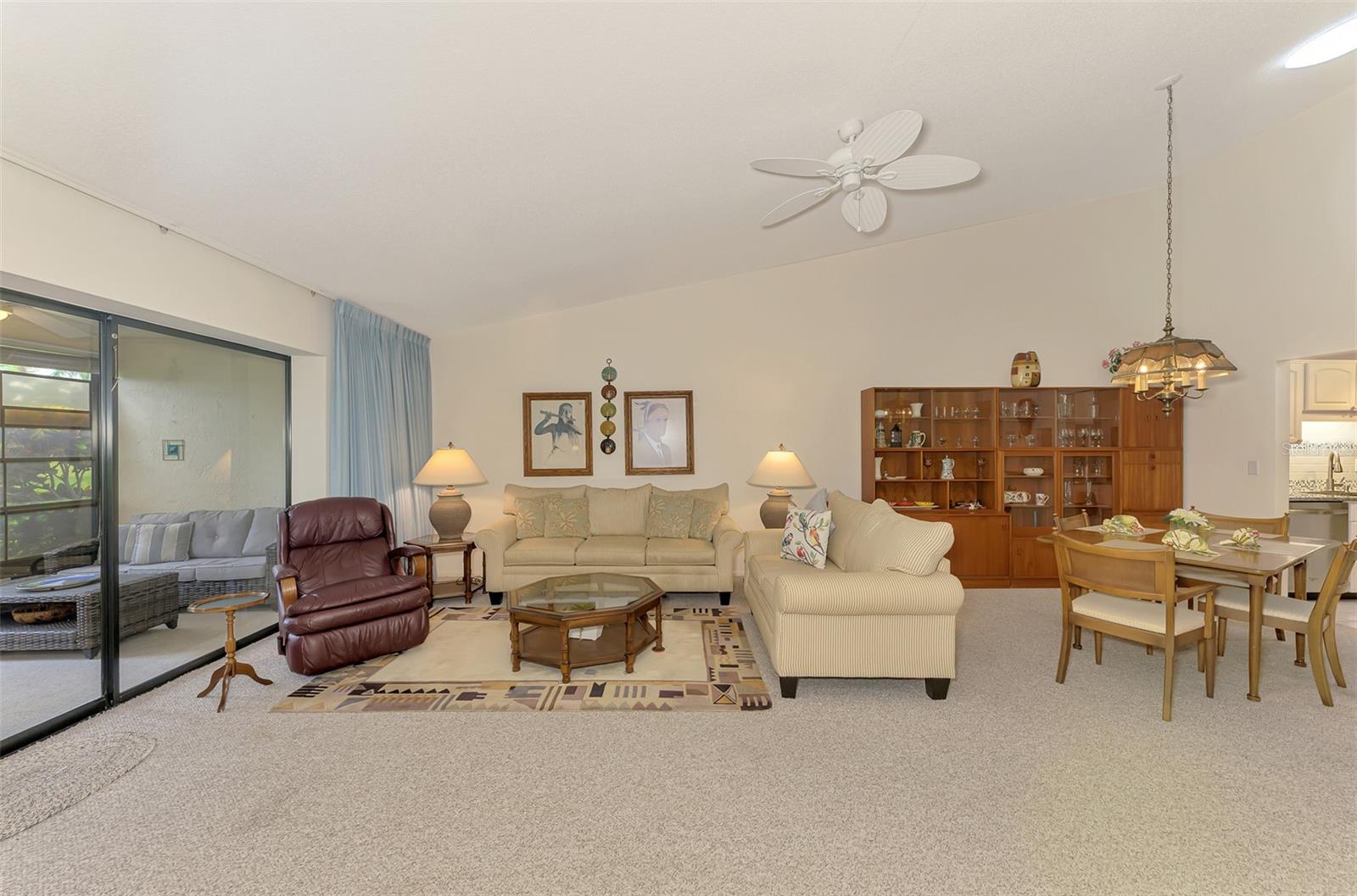 Image 20 of 66 For 1211 Capri Isles Boulevard 92