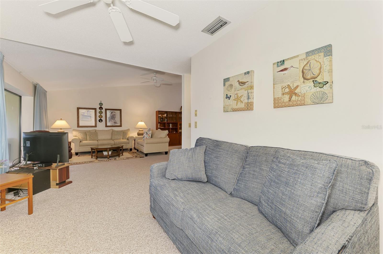 Image 23 of 66 For 1211 Capri Isles Boulevard 92
